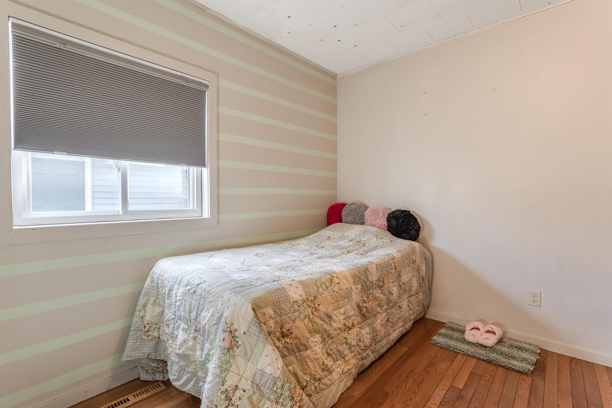 403 Erie Street photo 12