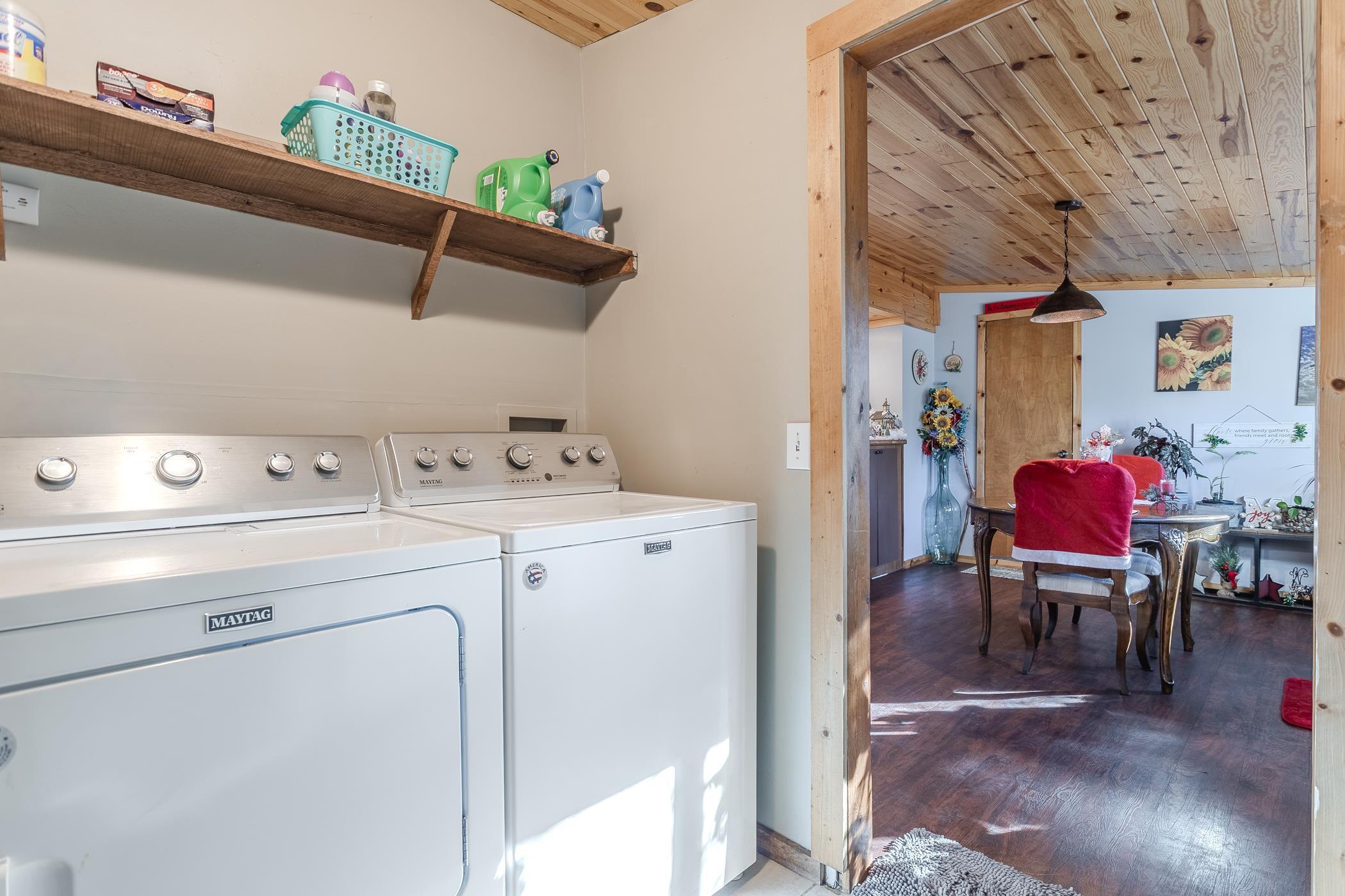 403 Erie Street photo 16