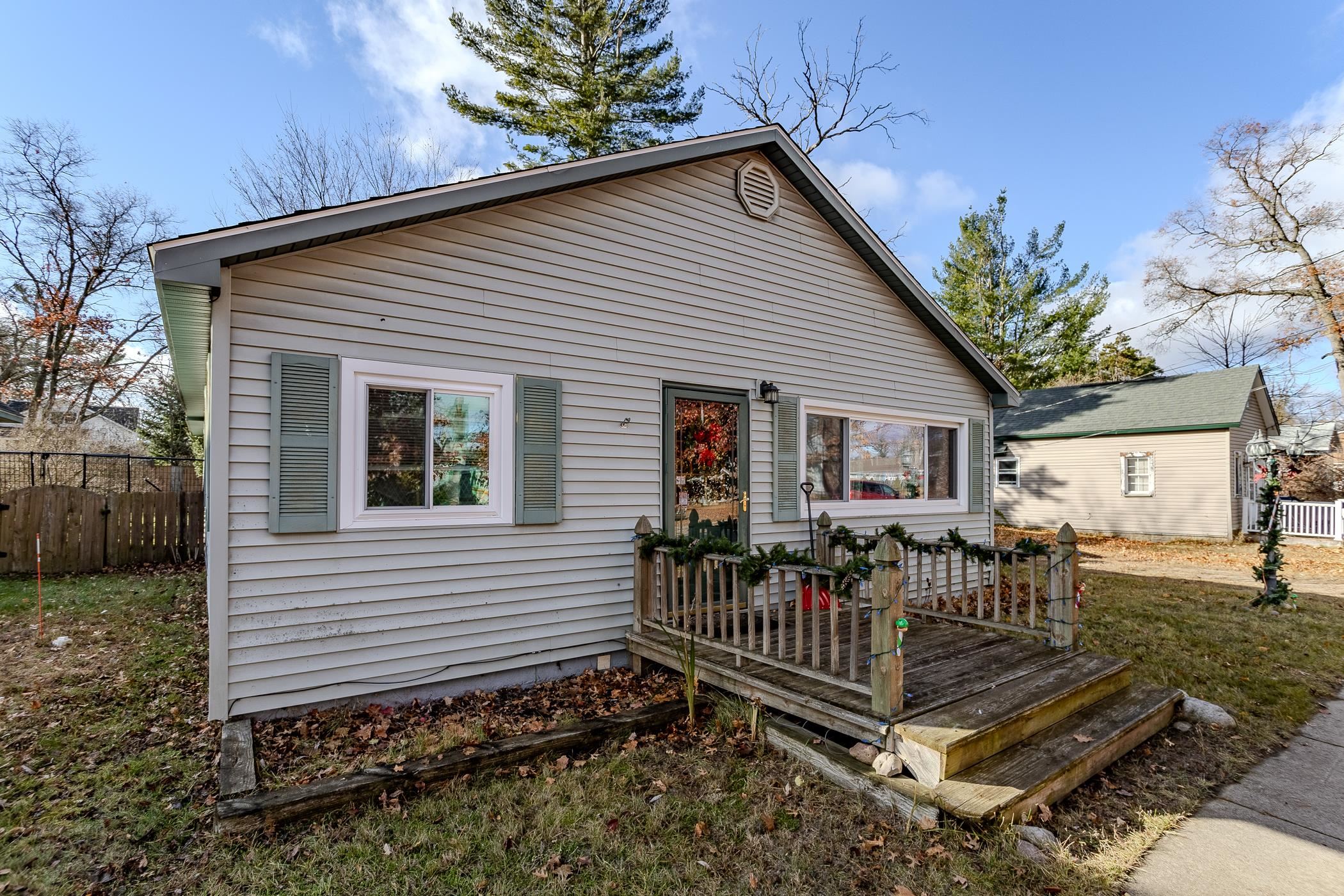 403 Erie Street photo 18