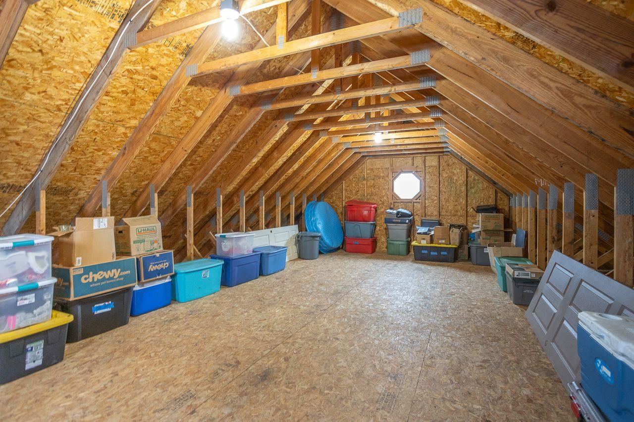 403 Erie Street photo 22