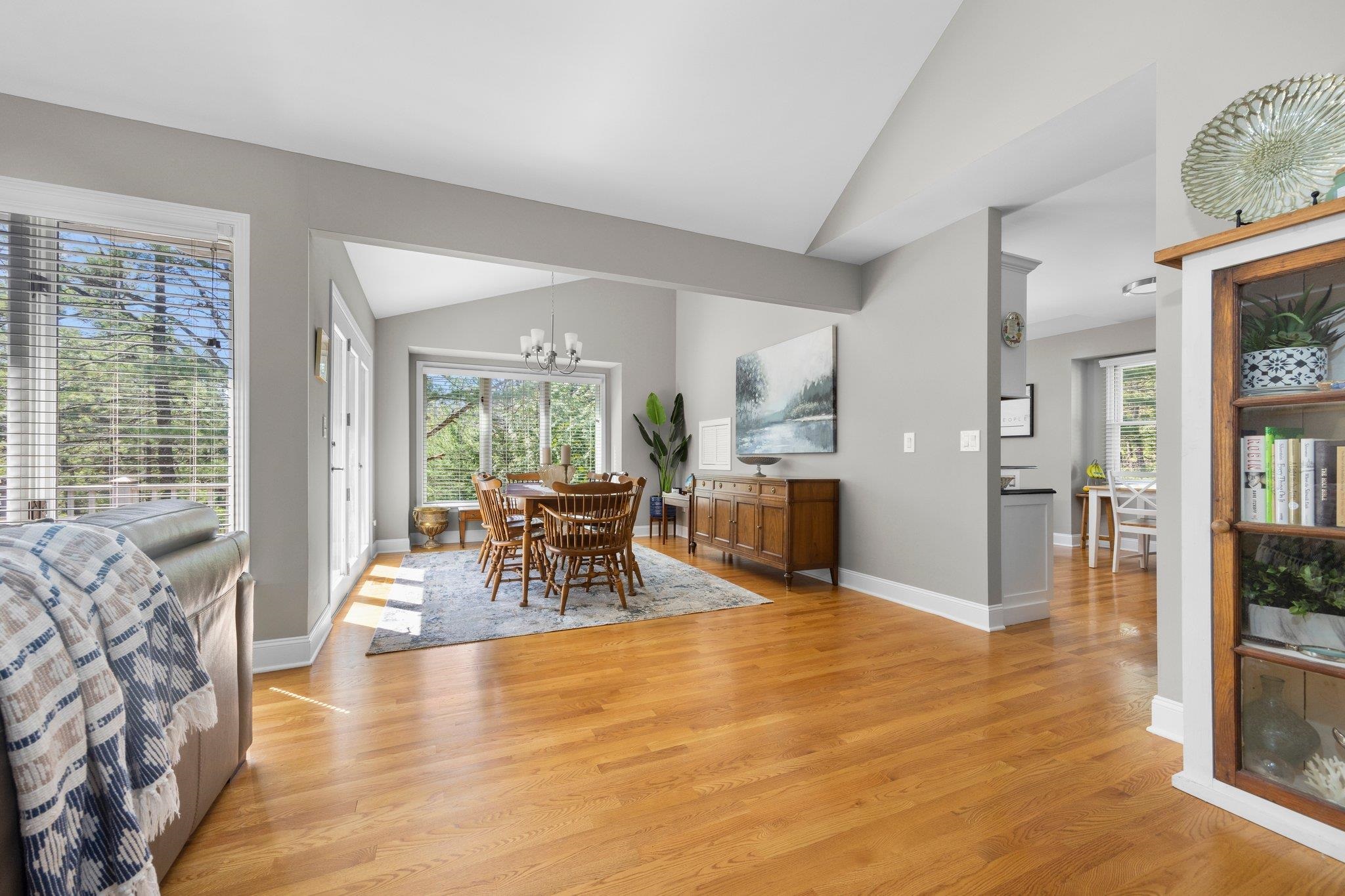 Traverse City, MI, 49686