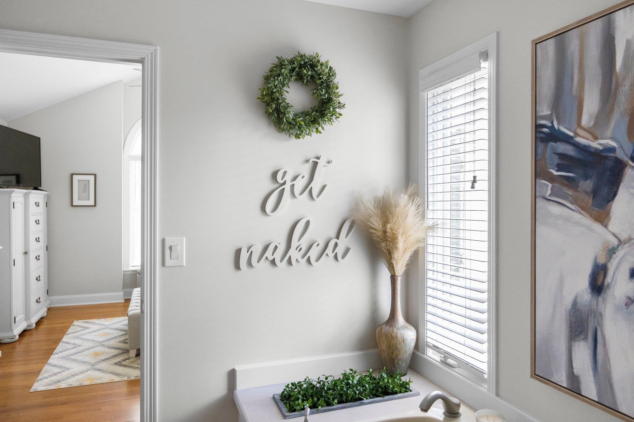 Traverse City, MI, 49686