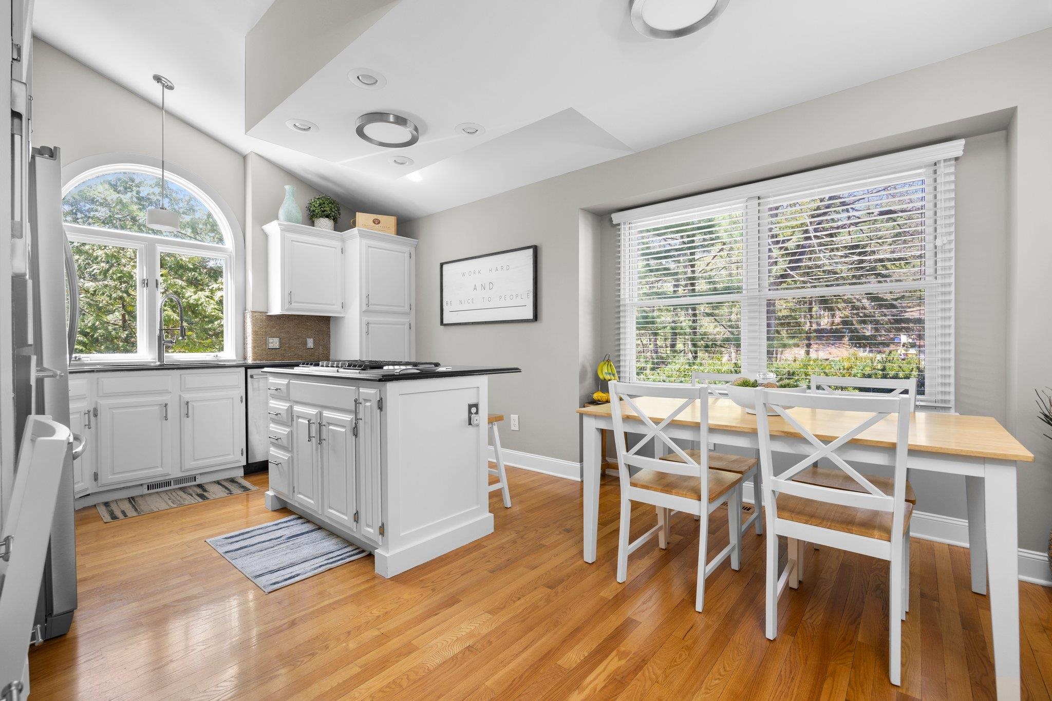 Traverse City, MI, 49686