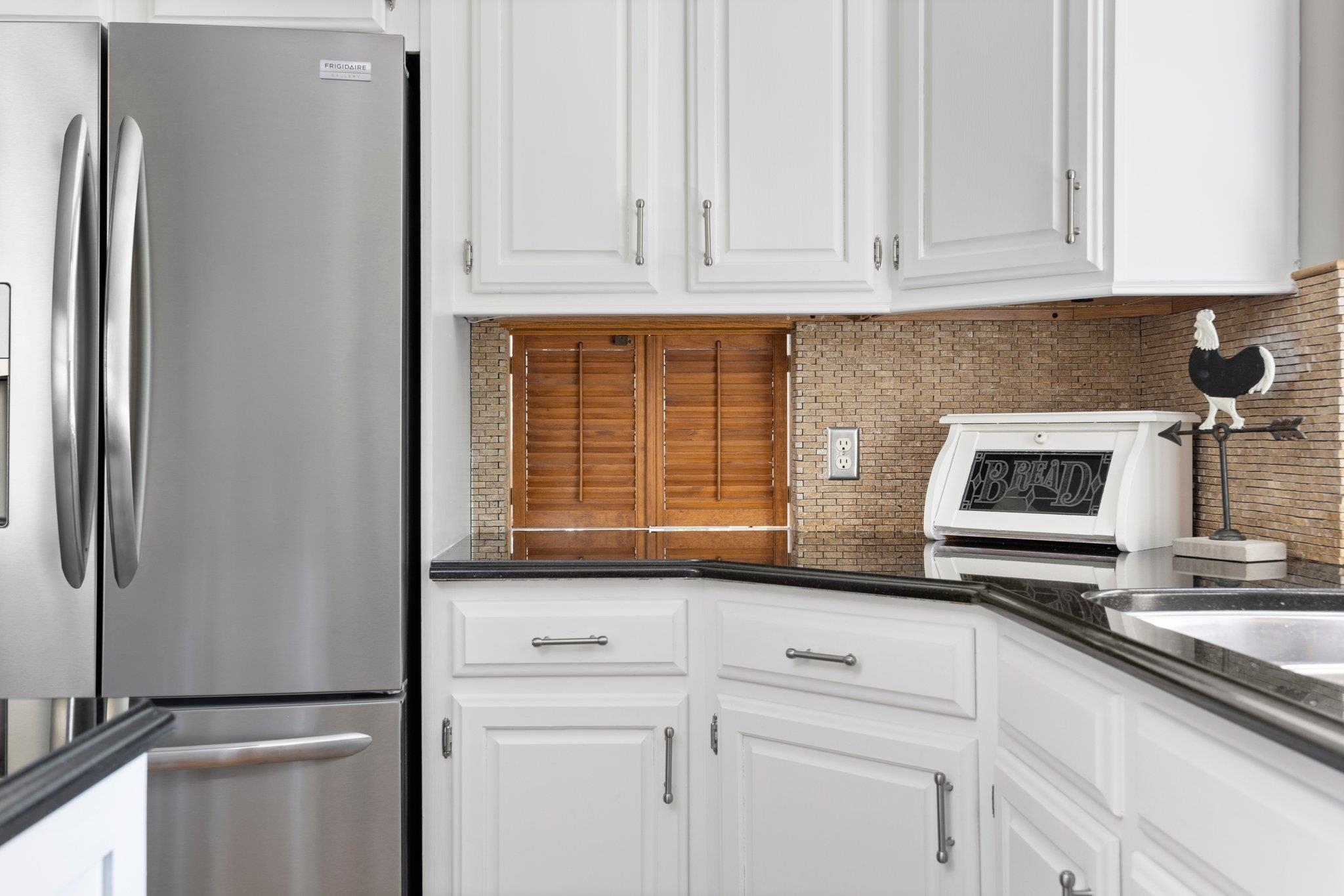 Traverse City, MI, 49686