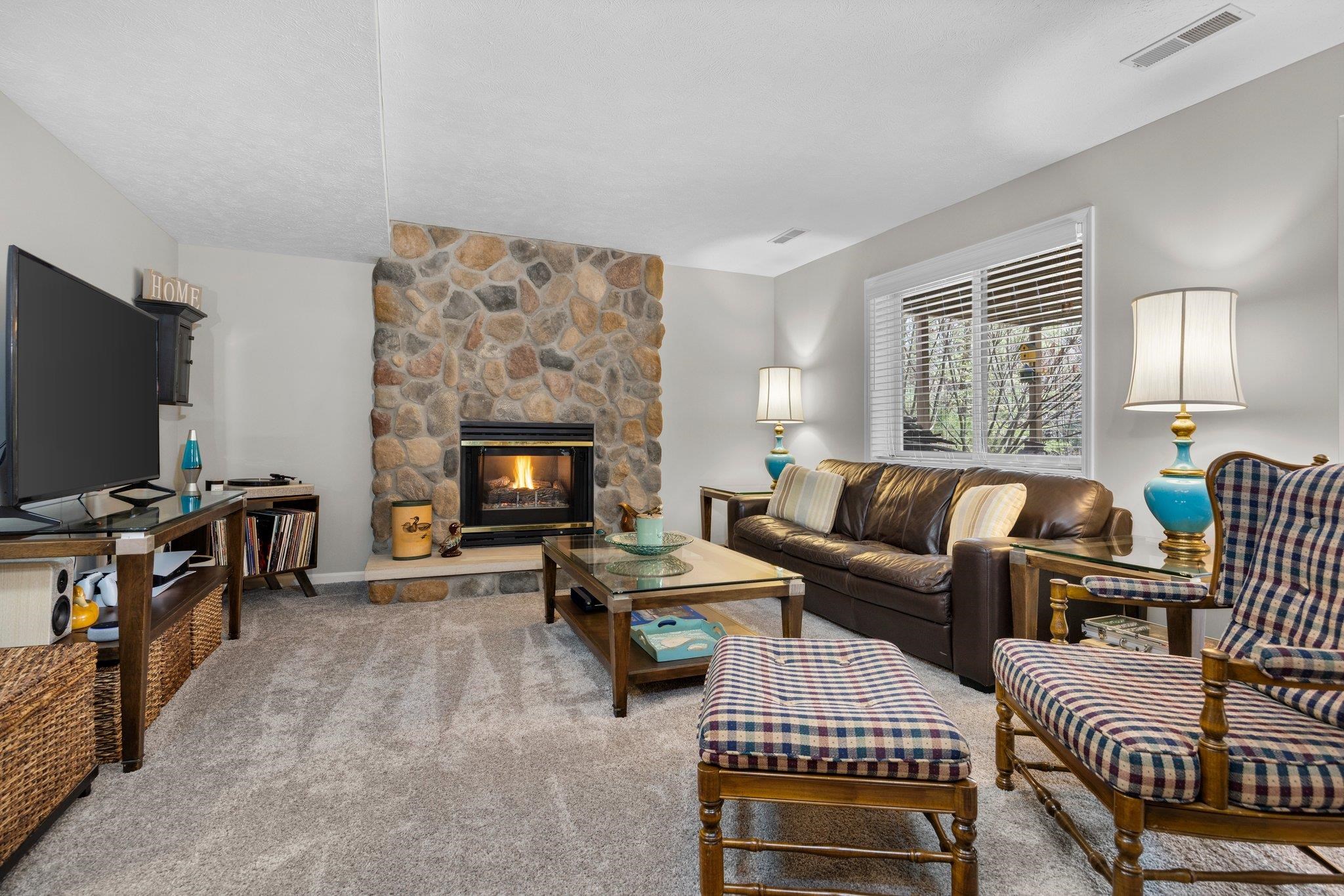 Traverse City, MI, 49686