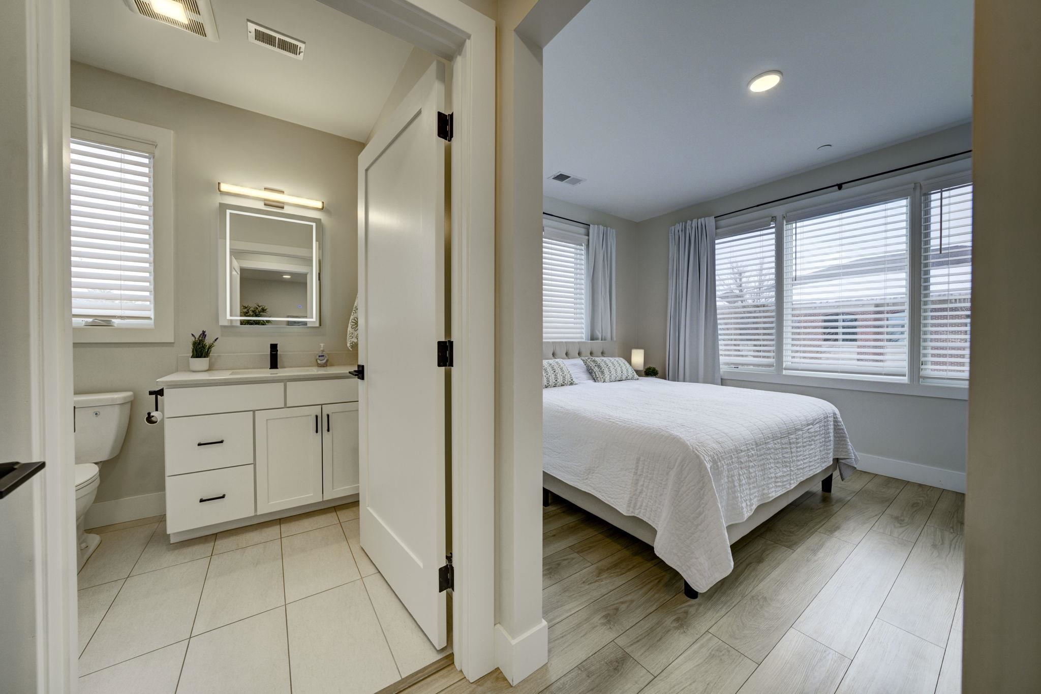 708 Randolph Street UNIT&nbsp;206, Traverse City, MI, 49684