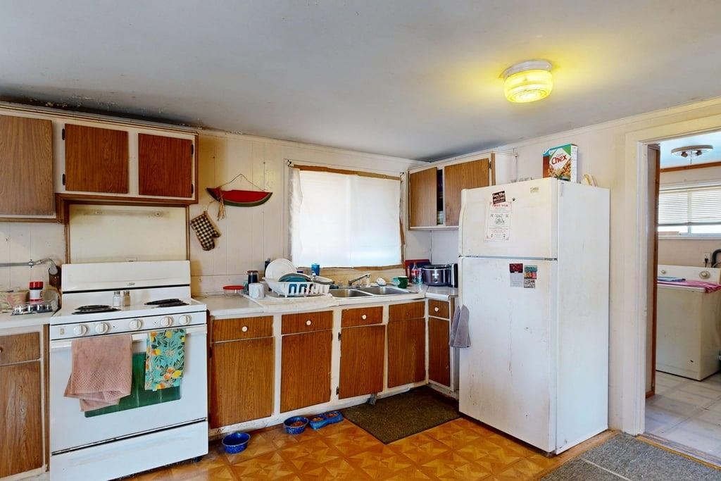 1205 N Kinney Avenue, Mount Pleasant, MI, 48858