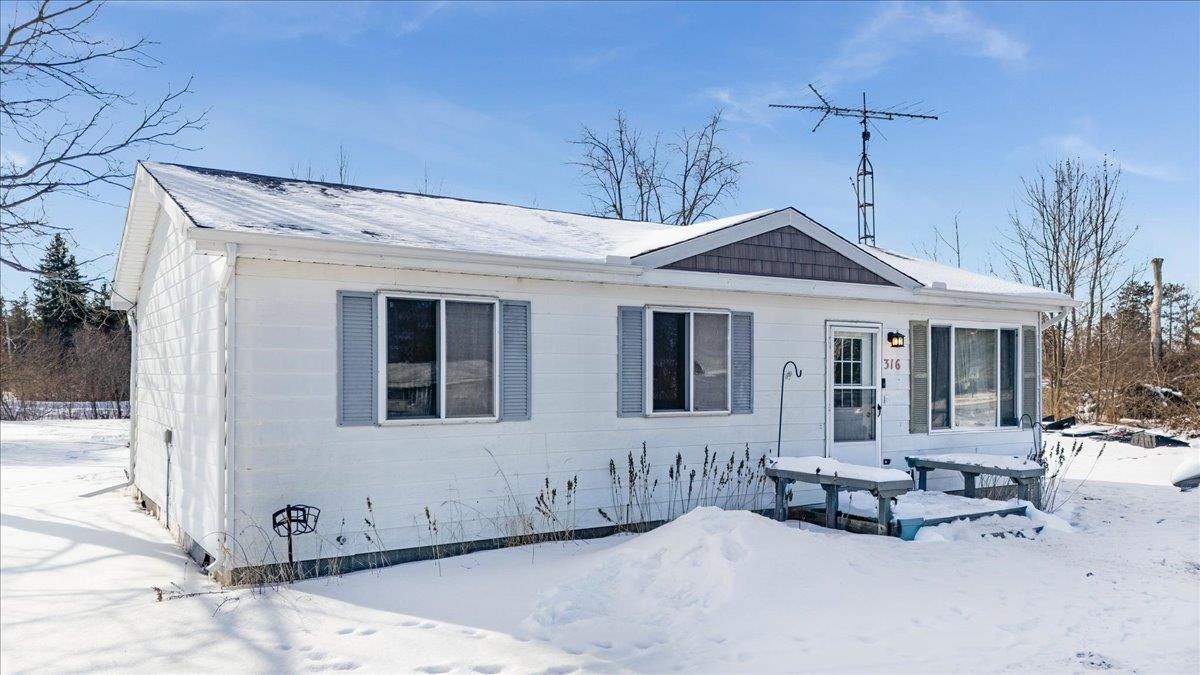 316 E Main photo 1