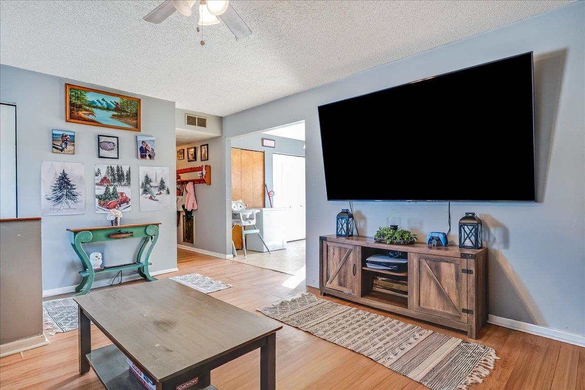 316 E Main photo 15