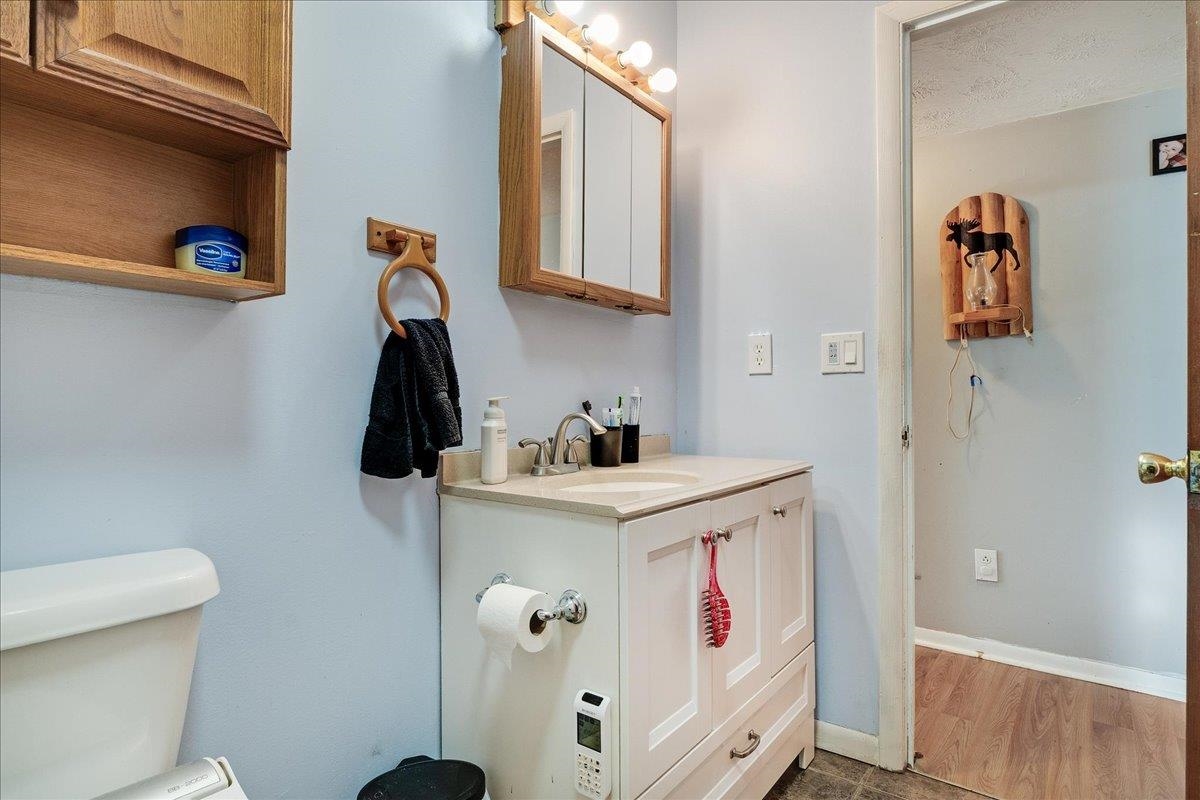 316 E Main photo 22