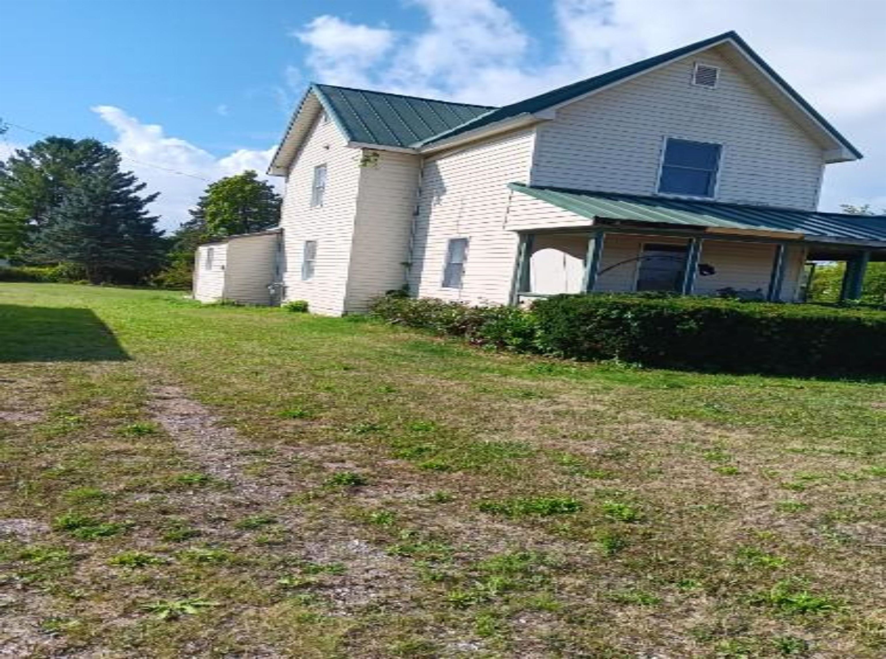 208 E Main Street, Hale, MI, 48739