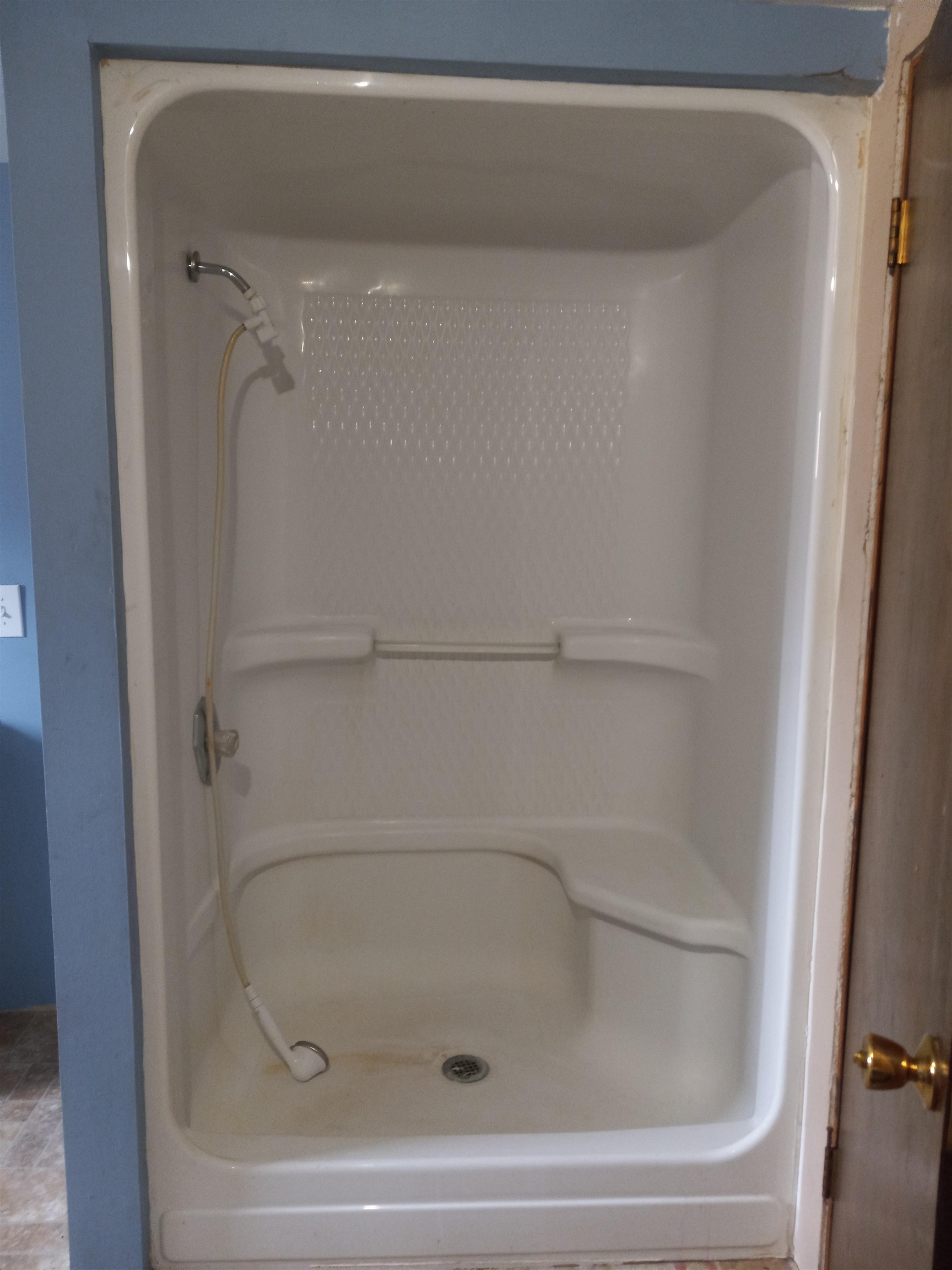 208 E Main Street, Hale, MI, 48739