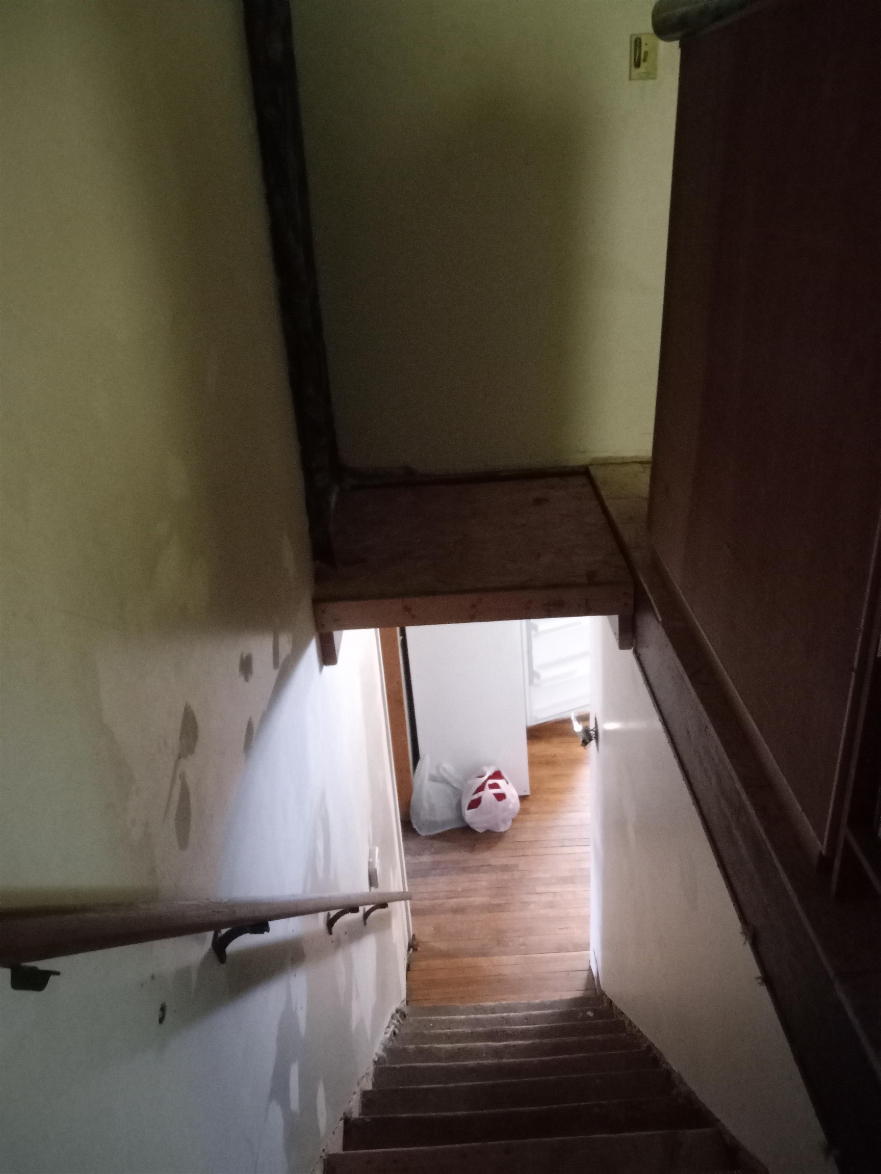 208 E Main Street, Hale, MI, 48739