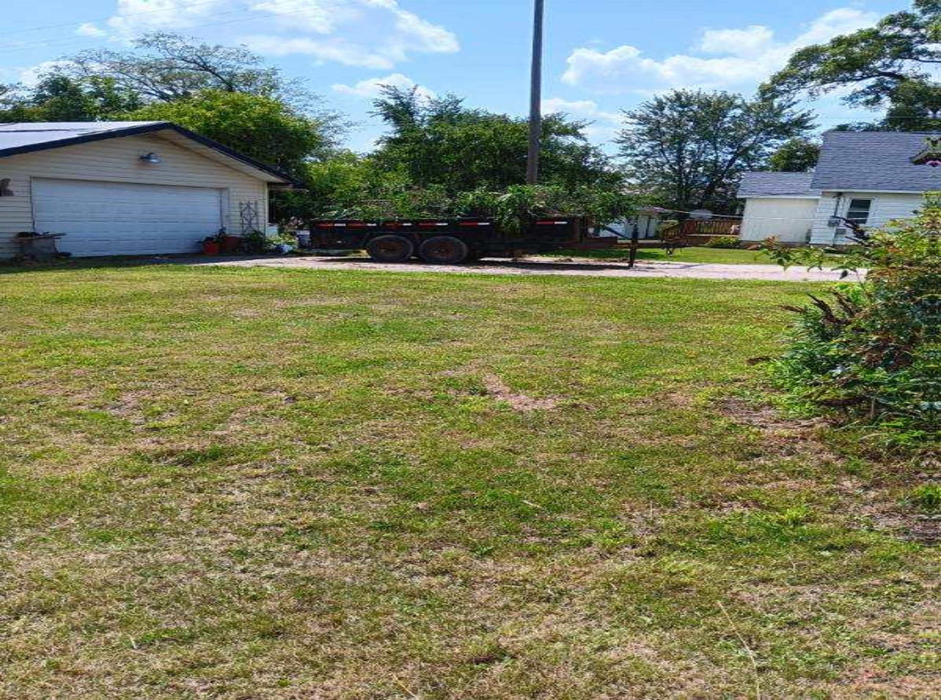 208 E Main Street, Hale, MI, 48739