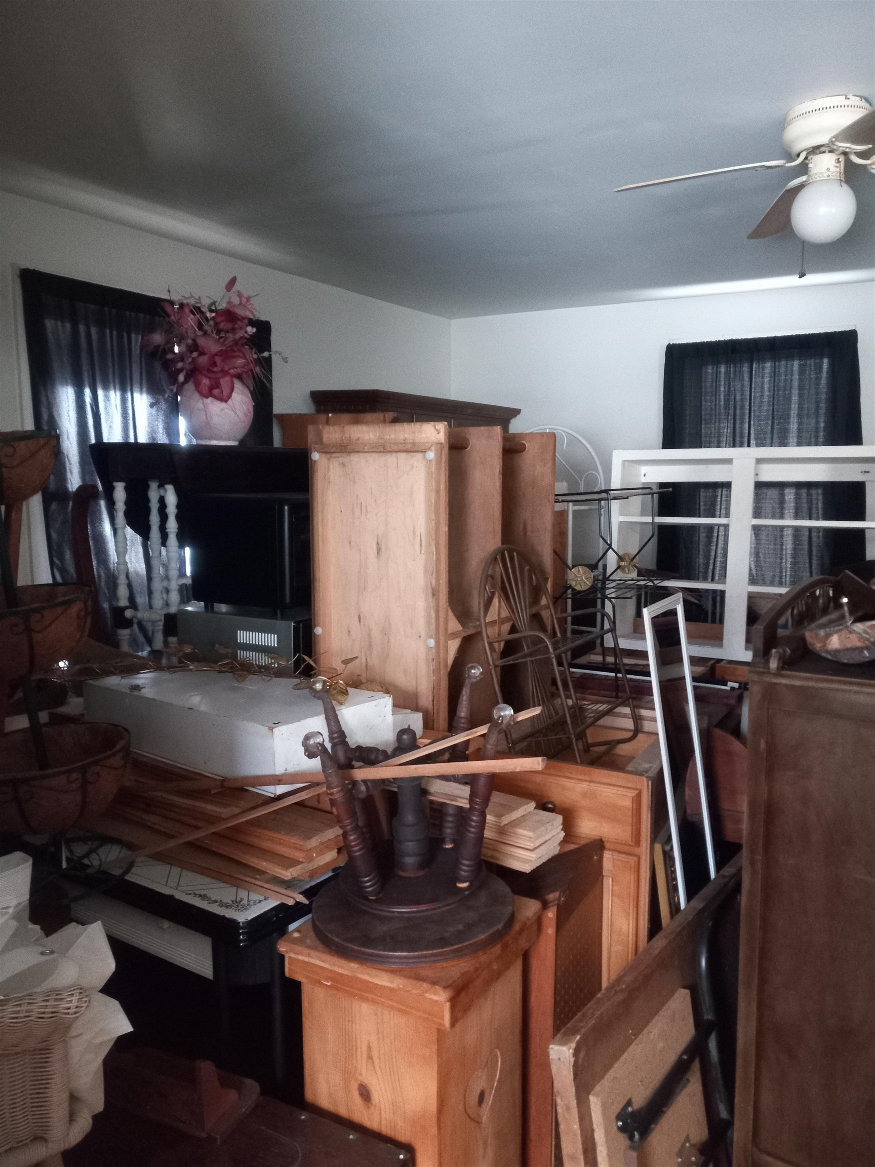 208 E Main Street, Hale, MI, 48739