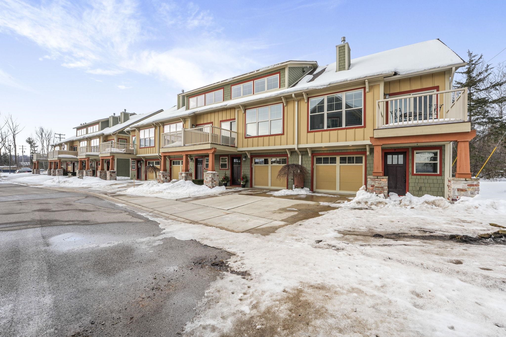 13802 S West Bayshore Drive UNIT&nbsp;9, Traverse City, MI, 49684