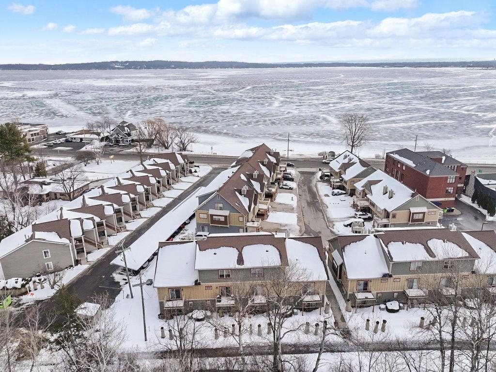 13802 S West Bayshore Drive UNIT&nbsp;9, Traverse City, MI, 49684