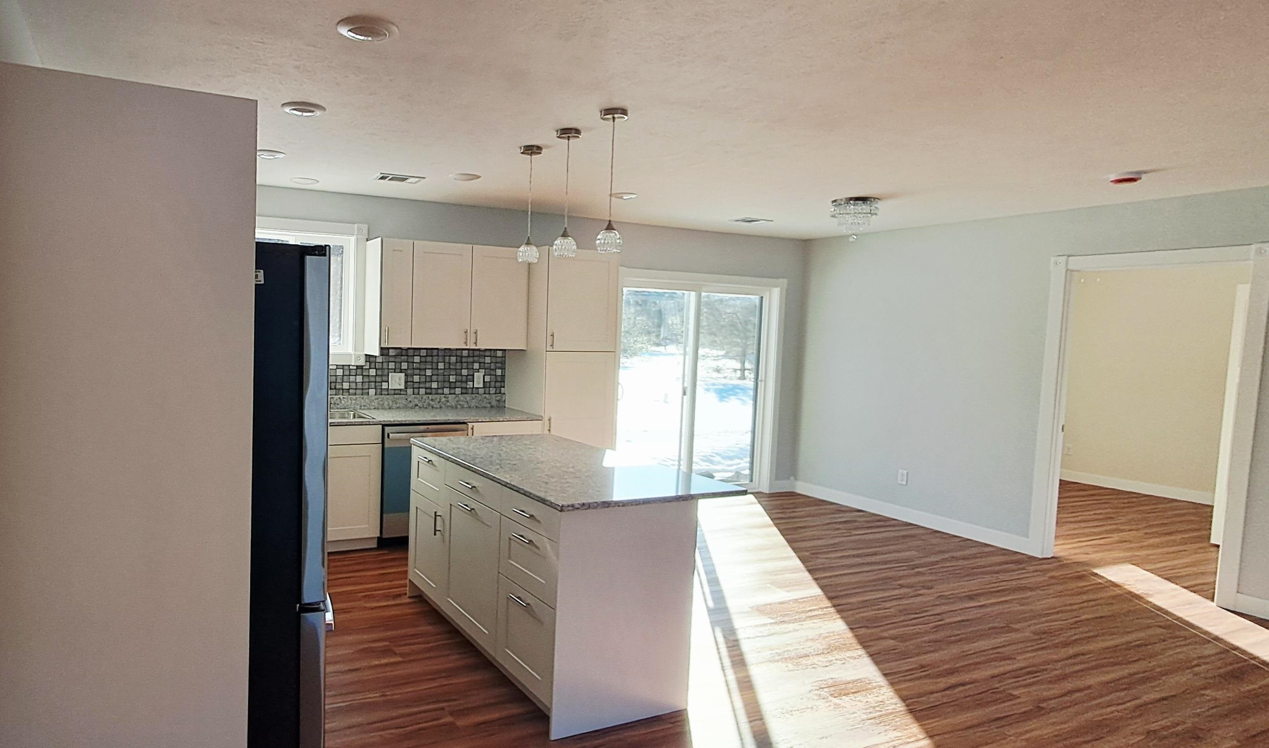 2221 Nancy Kay Avenue photo 6