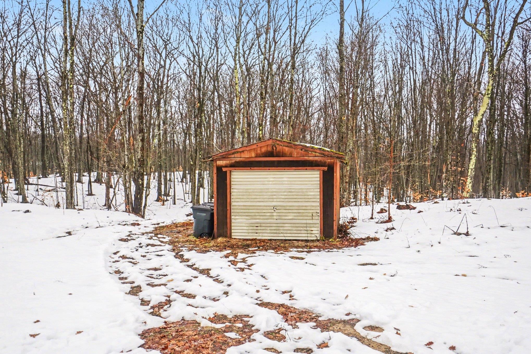 9047 E Oakwood Trail, Reed City, MI, 49677