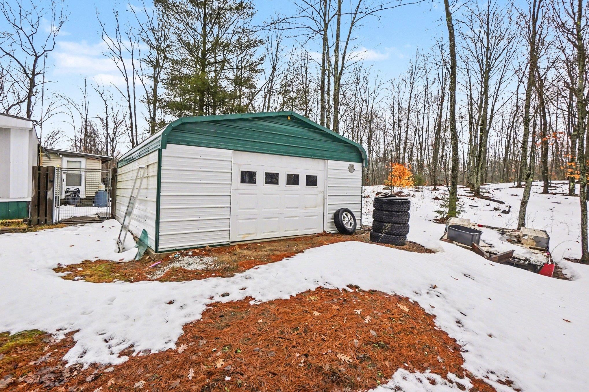 9047 E Oakwood Trail, Reed City, MI, 49677