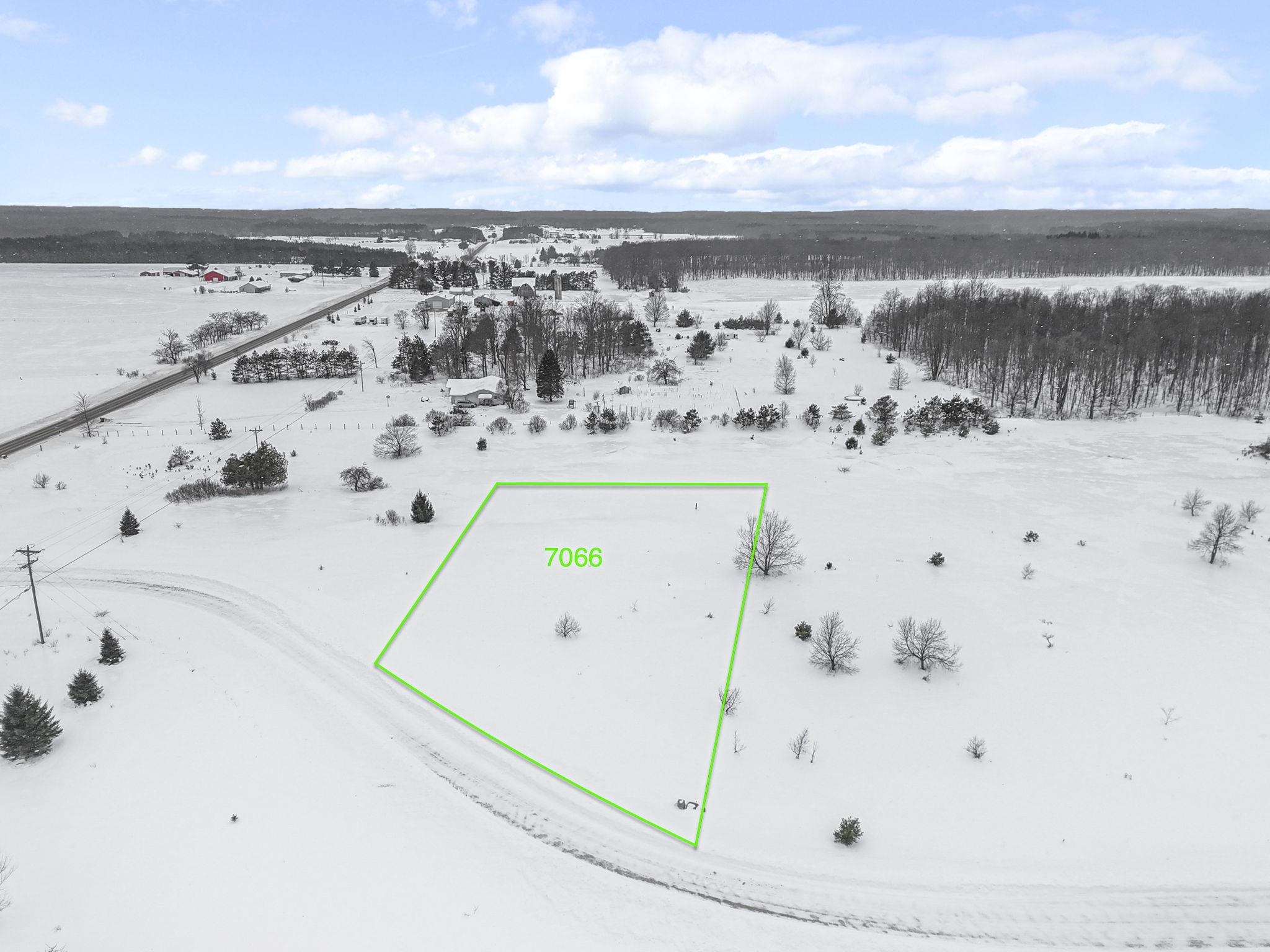 7066 Misty Lane, Lake Ann, MI, 49650