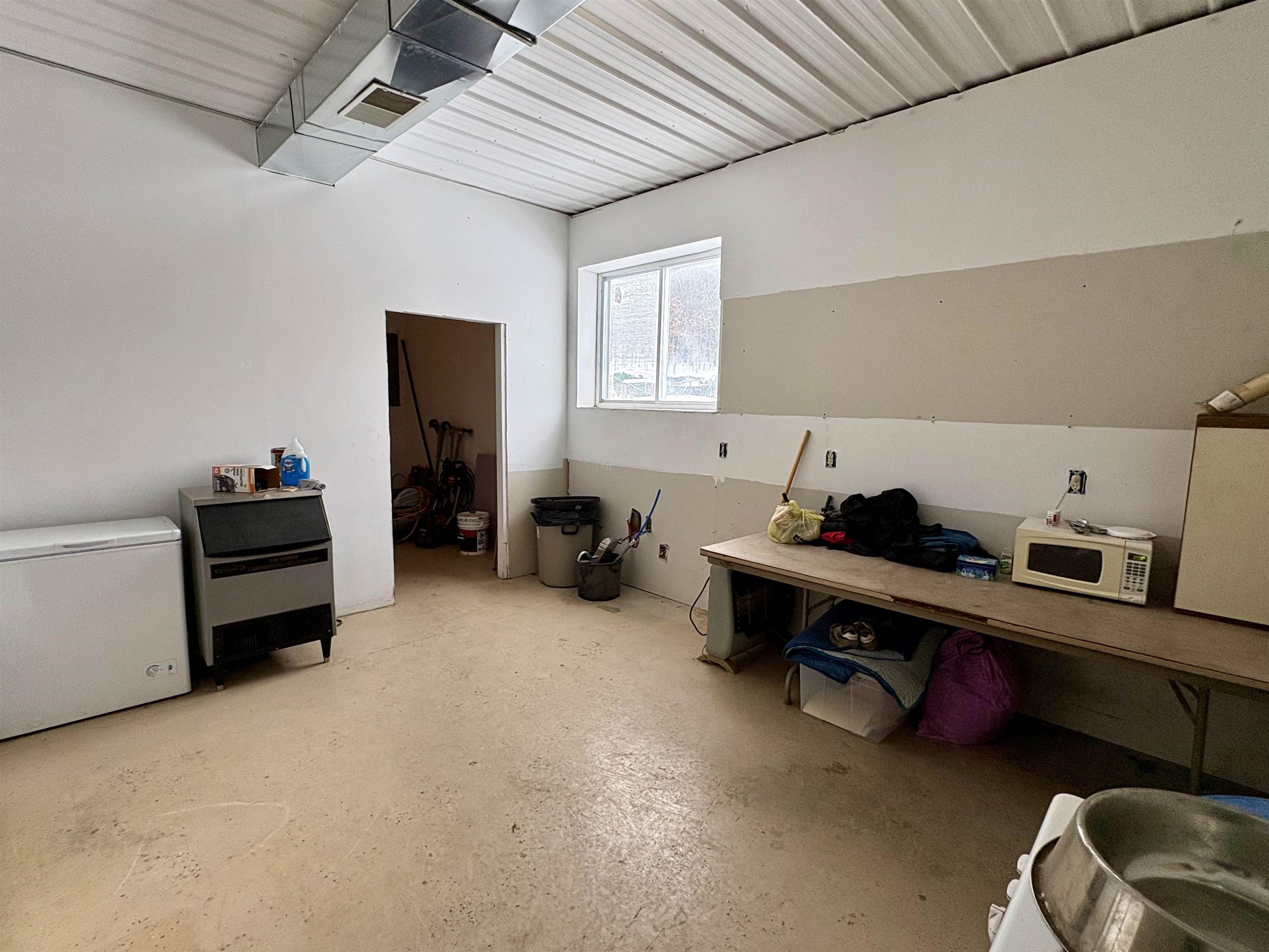 9490 Rapid City Road Nw, Rapid City, MI, 49676