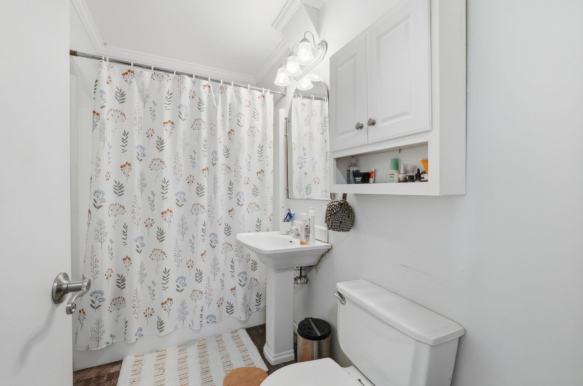 137 Center Street, Elk Rapids, MI, 49629