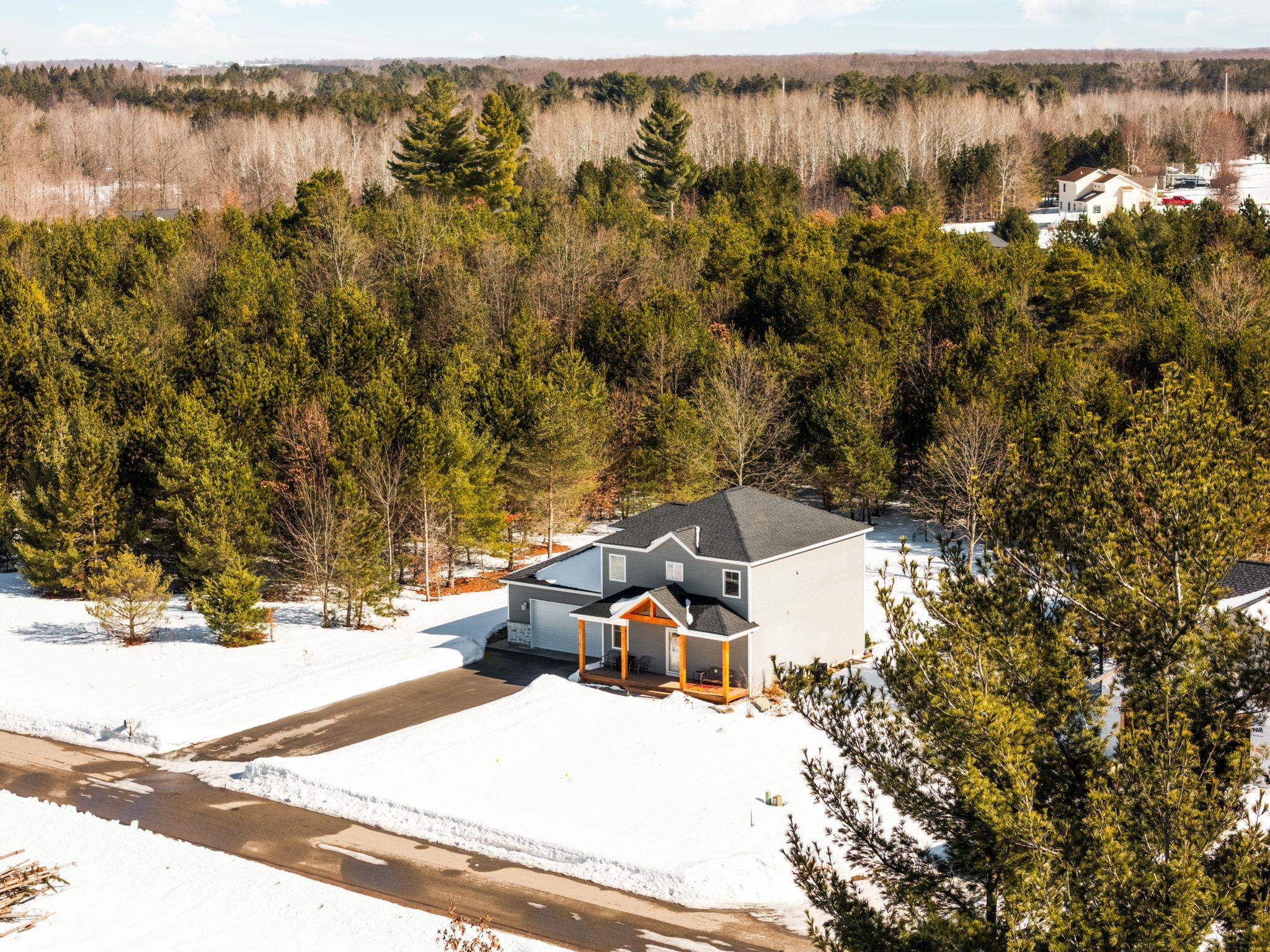 6406 Jeffrey Place, Grawn, MI, 49637