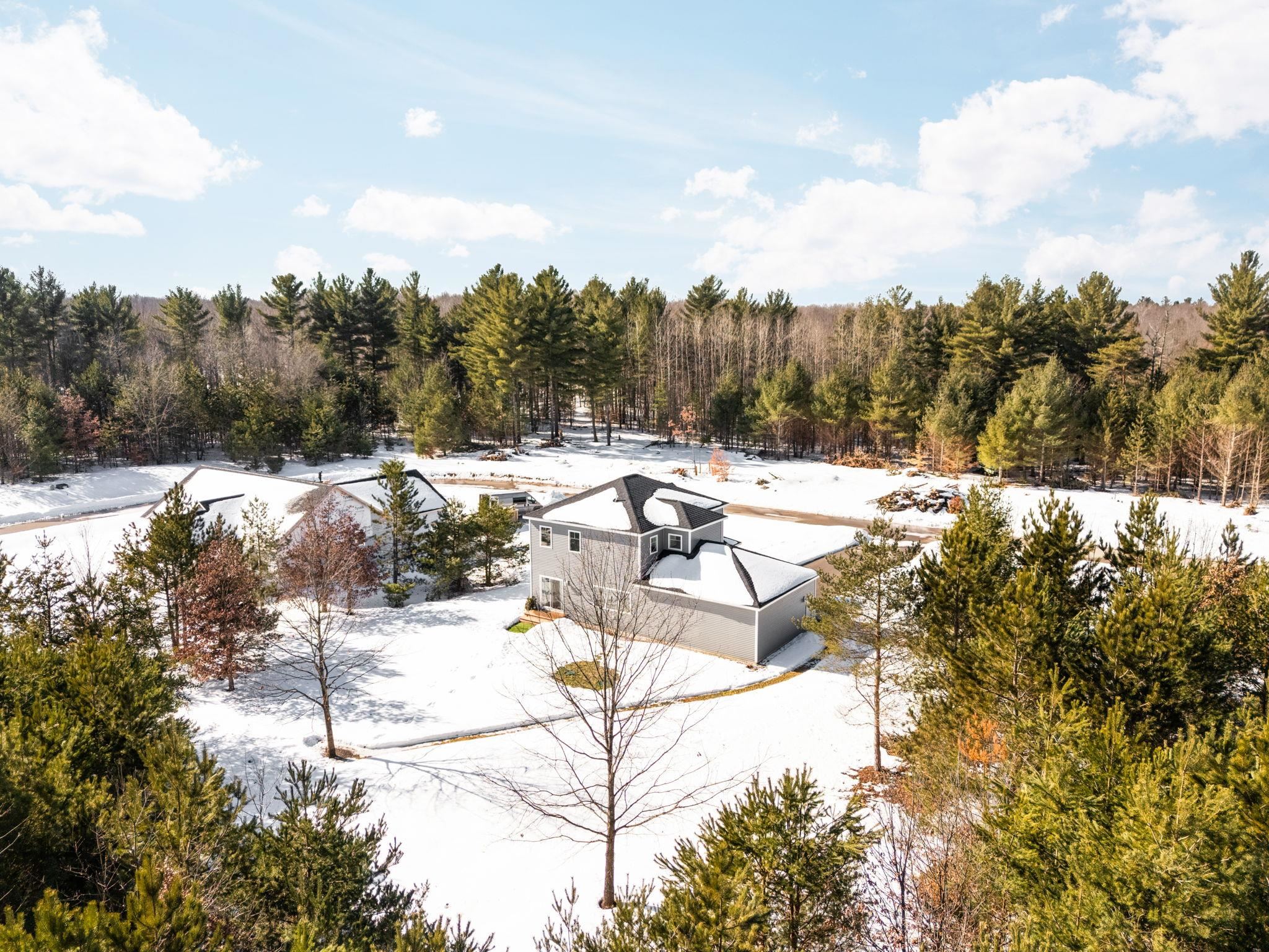 6406 Jeffrey Place, Grawn, MI, 49637