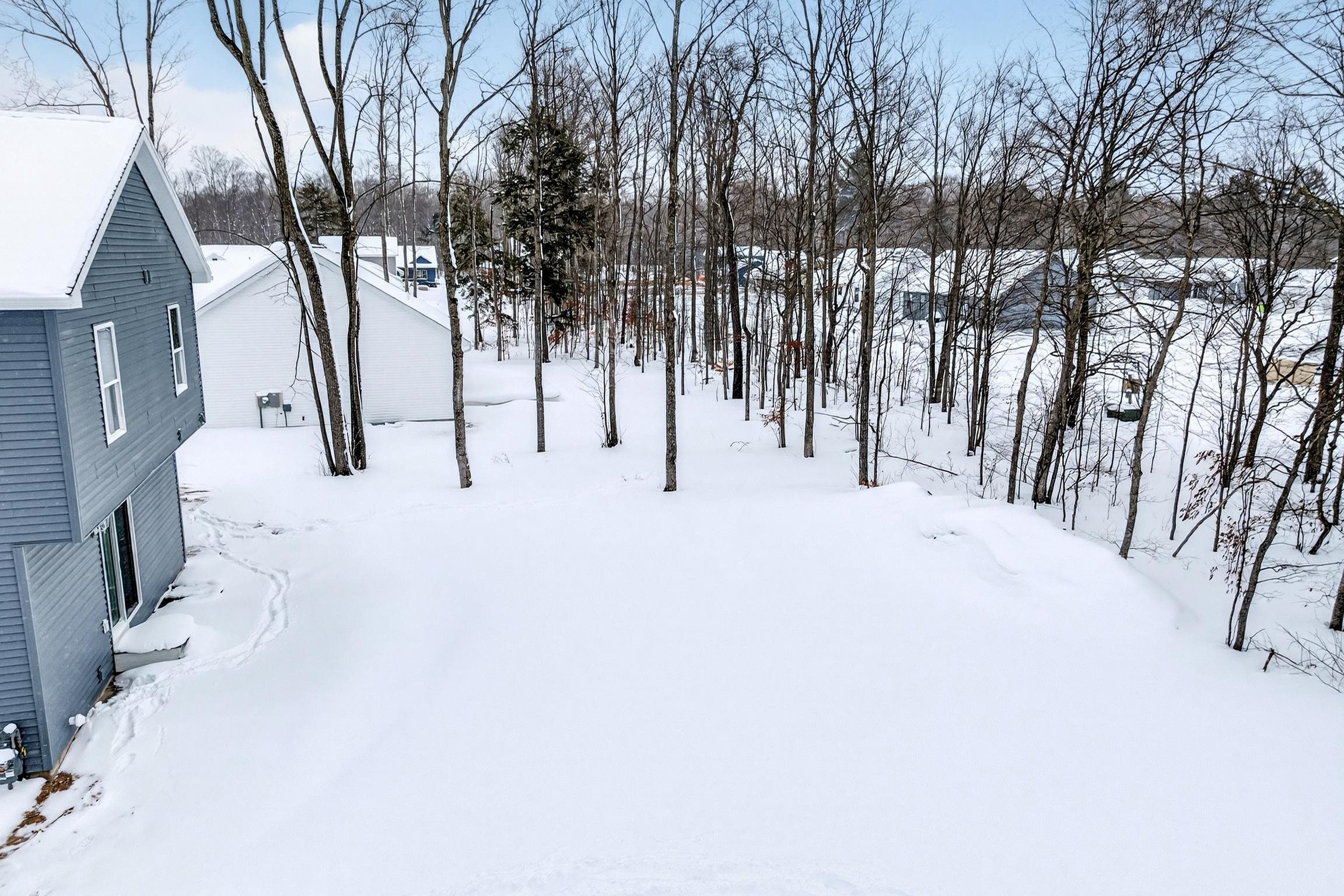 2134 Cottonwood Avenue, Grawn, MI, 49637