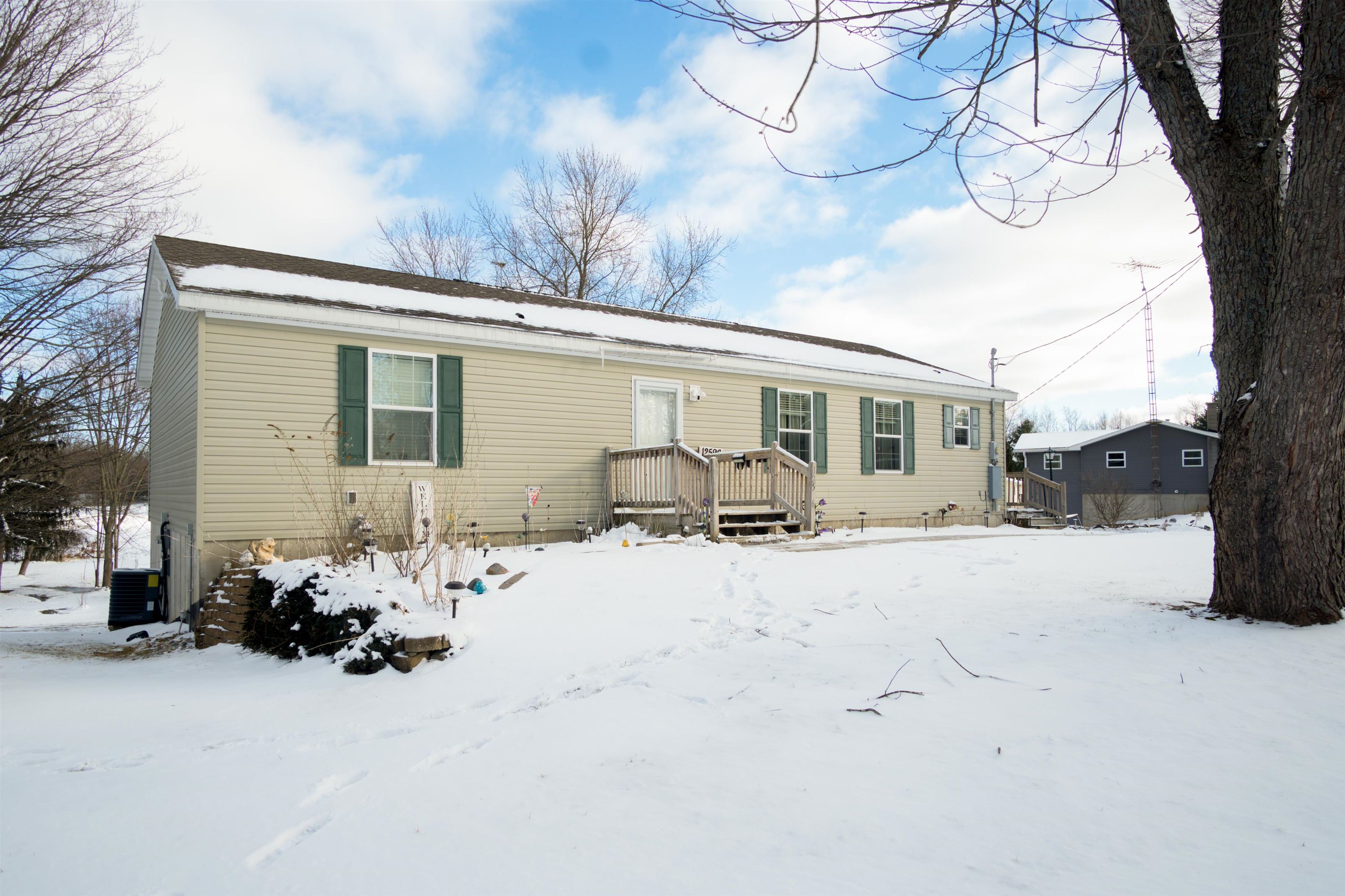 12596 Marilyn Drive, Leroy, MI, 49655