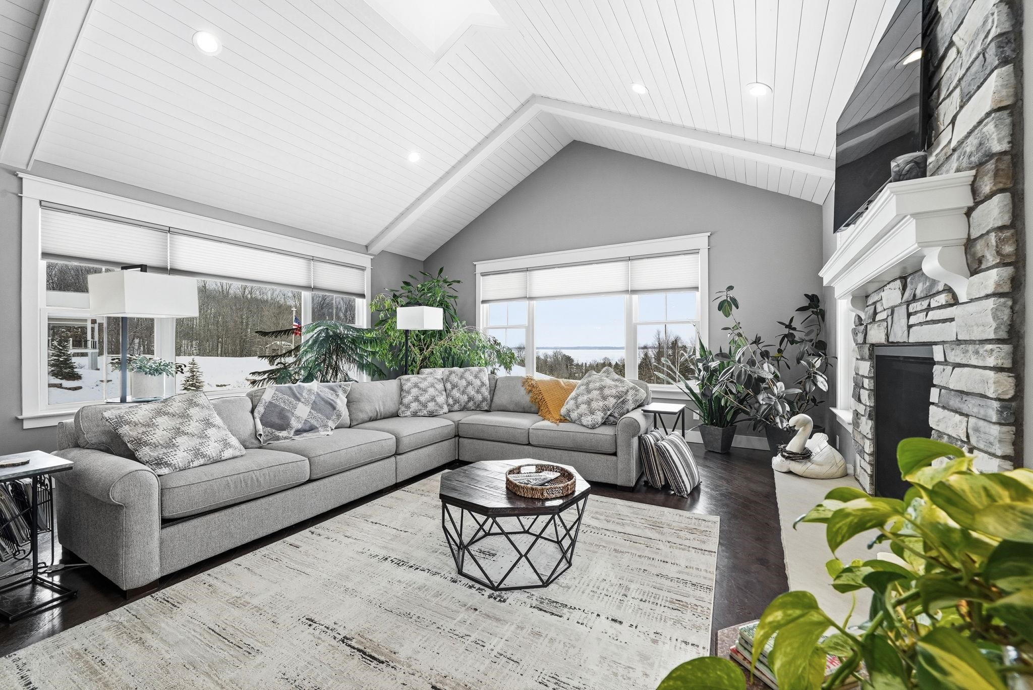 6815 S Rolling Hills Drive UNIT&nbsp;12, Traverse City, MI, 49684