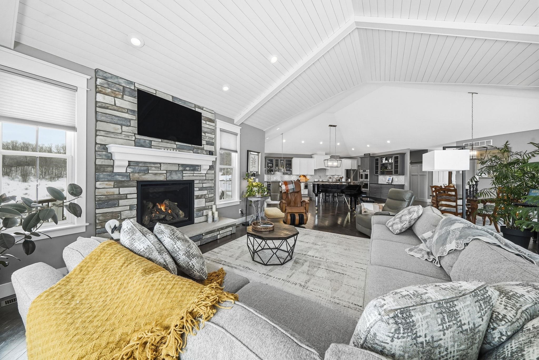 6815 S Rolling Hills Drive UNIT&nbsp;12, Traverse City, MI, 49684