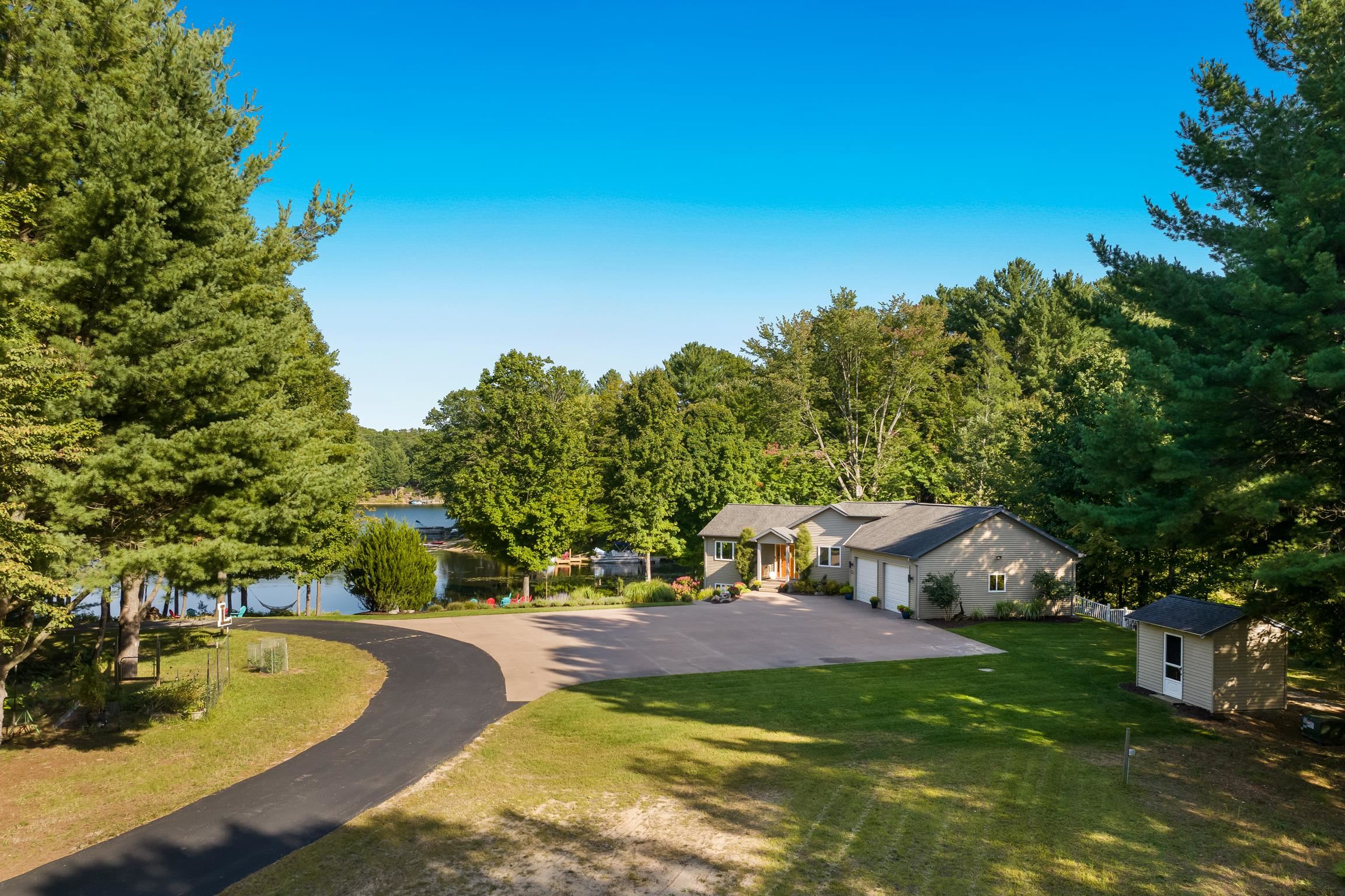 2390 Lake Chandler Drive, Traverse City, MI, 49696-8960