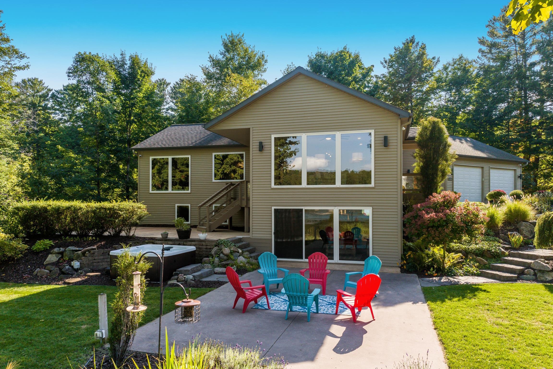 2390 Lake Chandler Drive, Traverse City, MI, 49696-8960