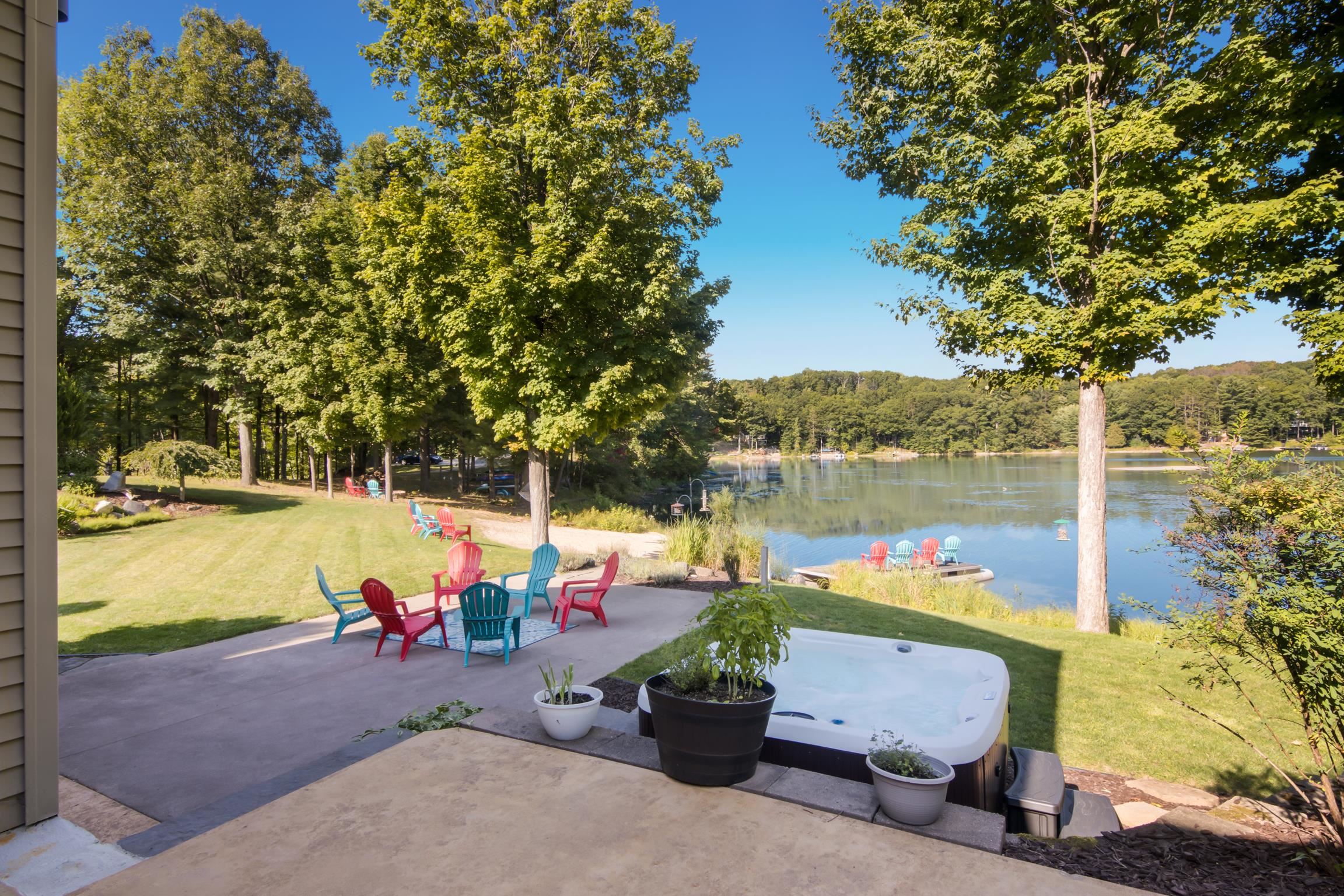 2390 Lake Chandler Drive, Traverse City, MI, 49696-8960