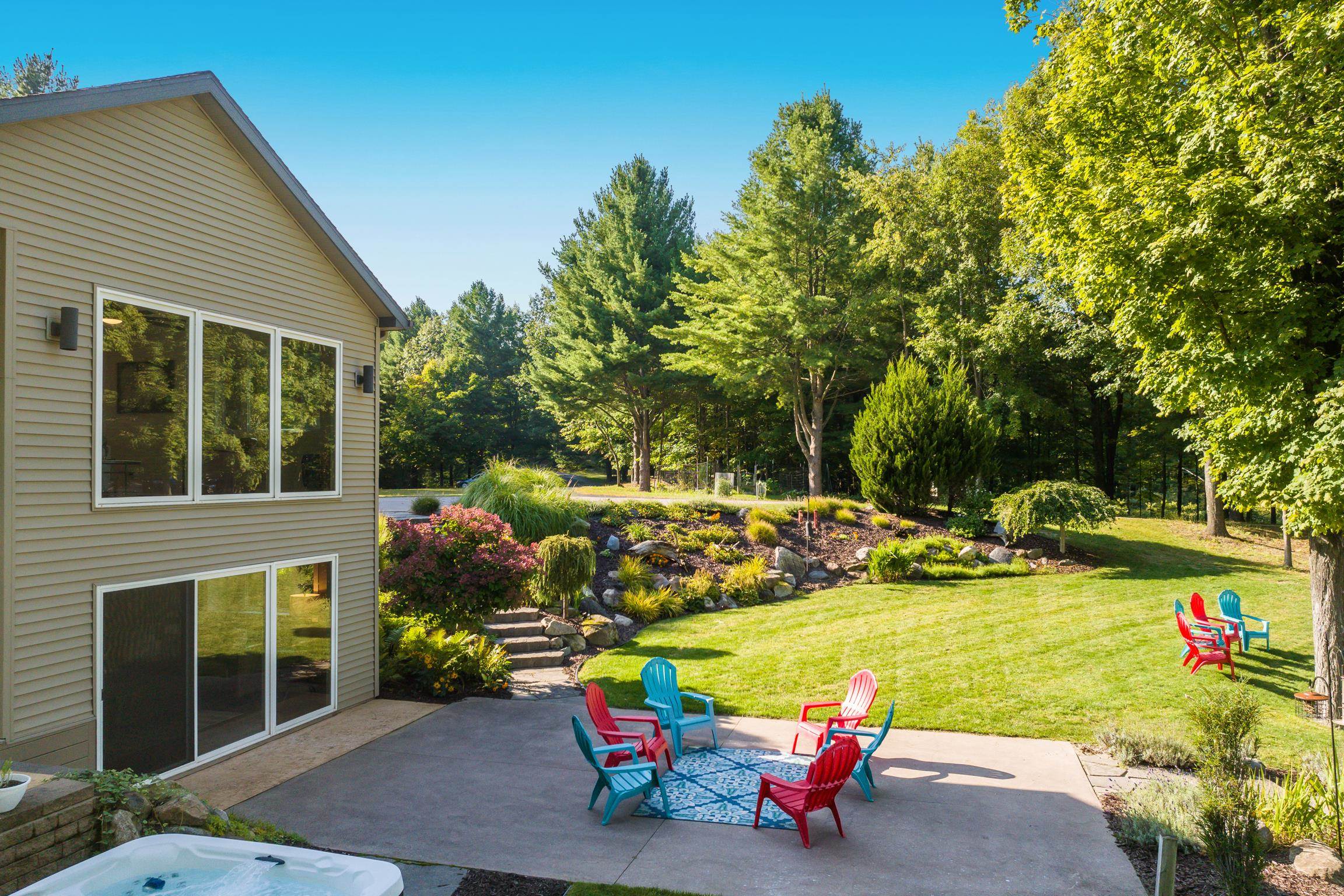 2390 Lake Chandler Drive, Traverse City, MI, 49696-8960