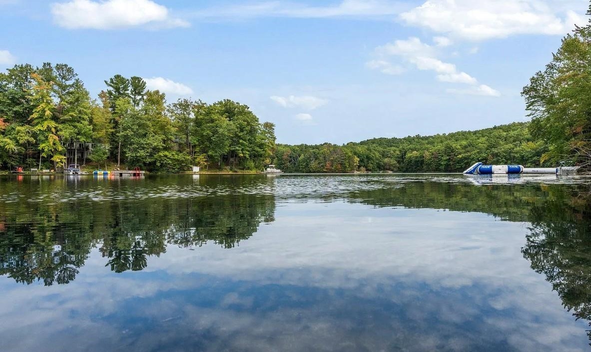 2390 Lake Chandler Drive, Traverse City, MI, 49696-8960