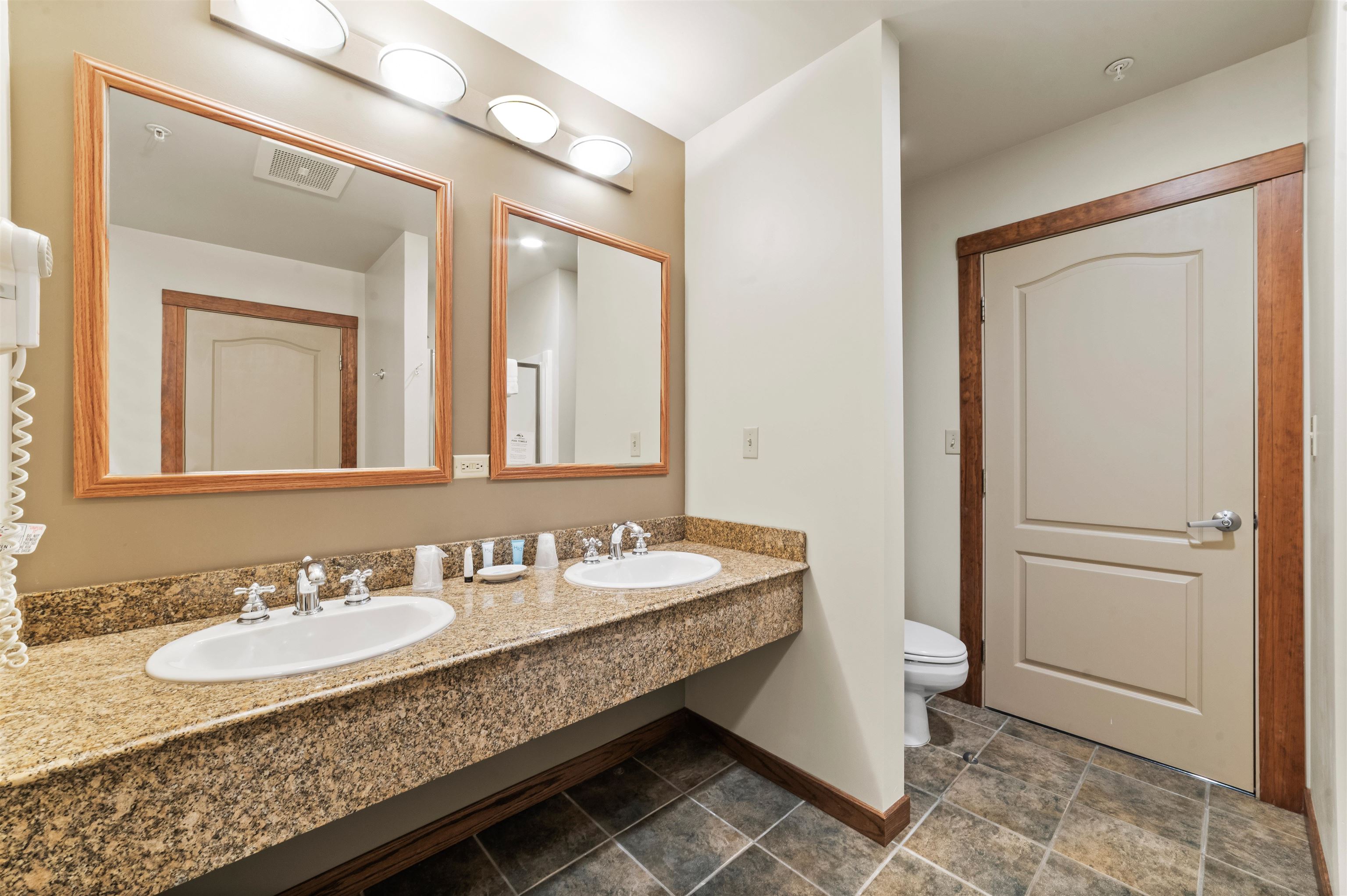 2400 Troon South photo 15