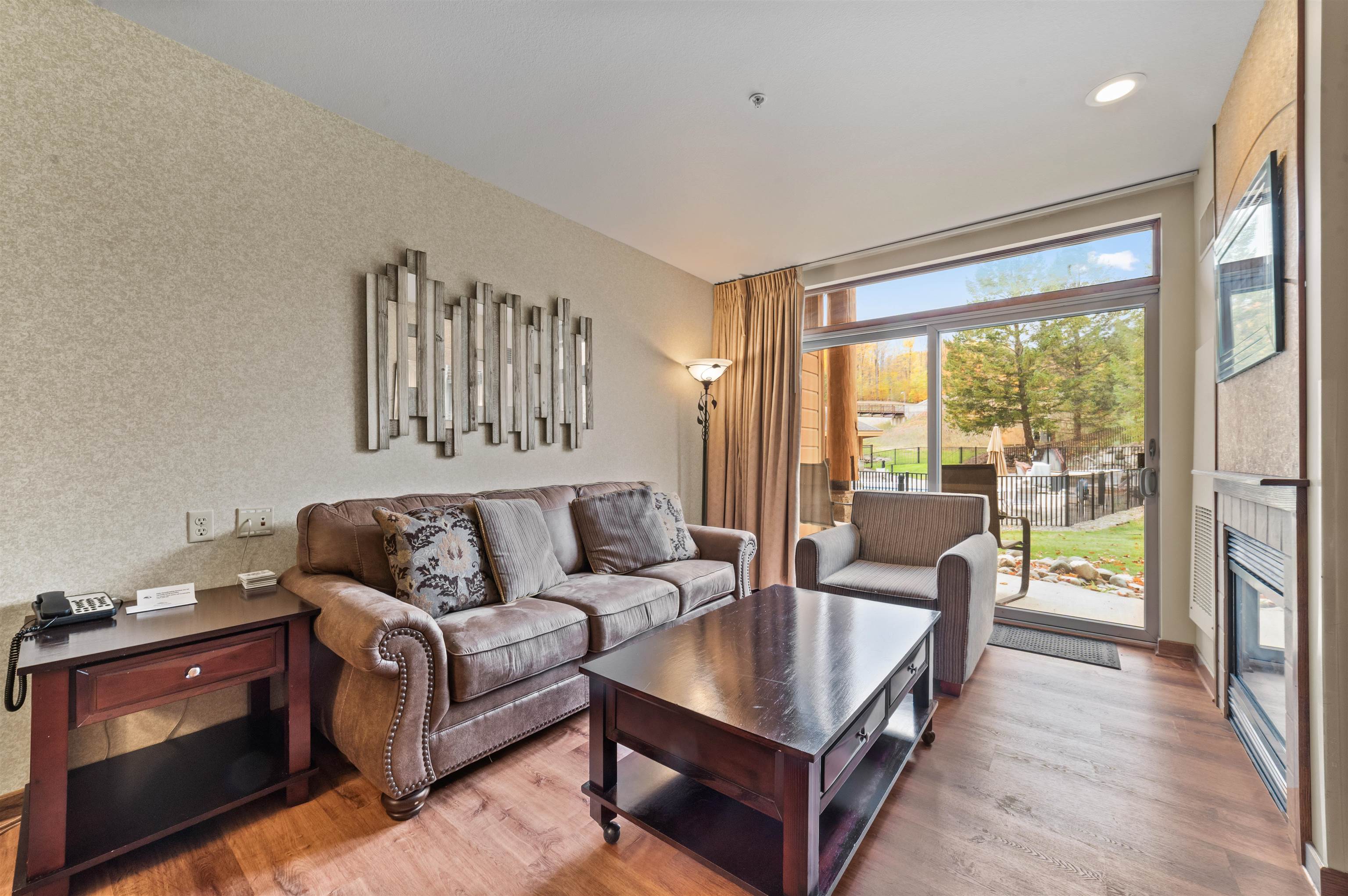 2400 Troon South photo 3