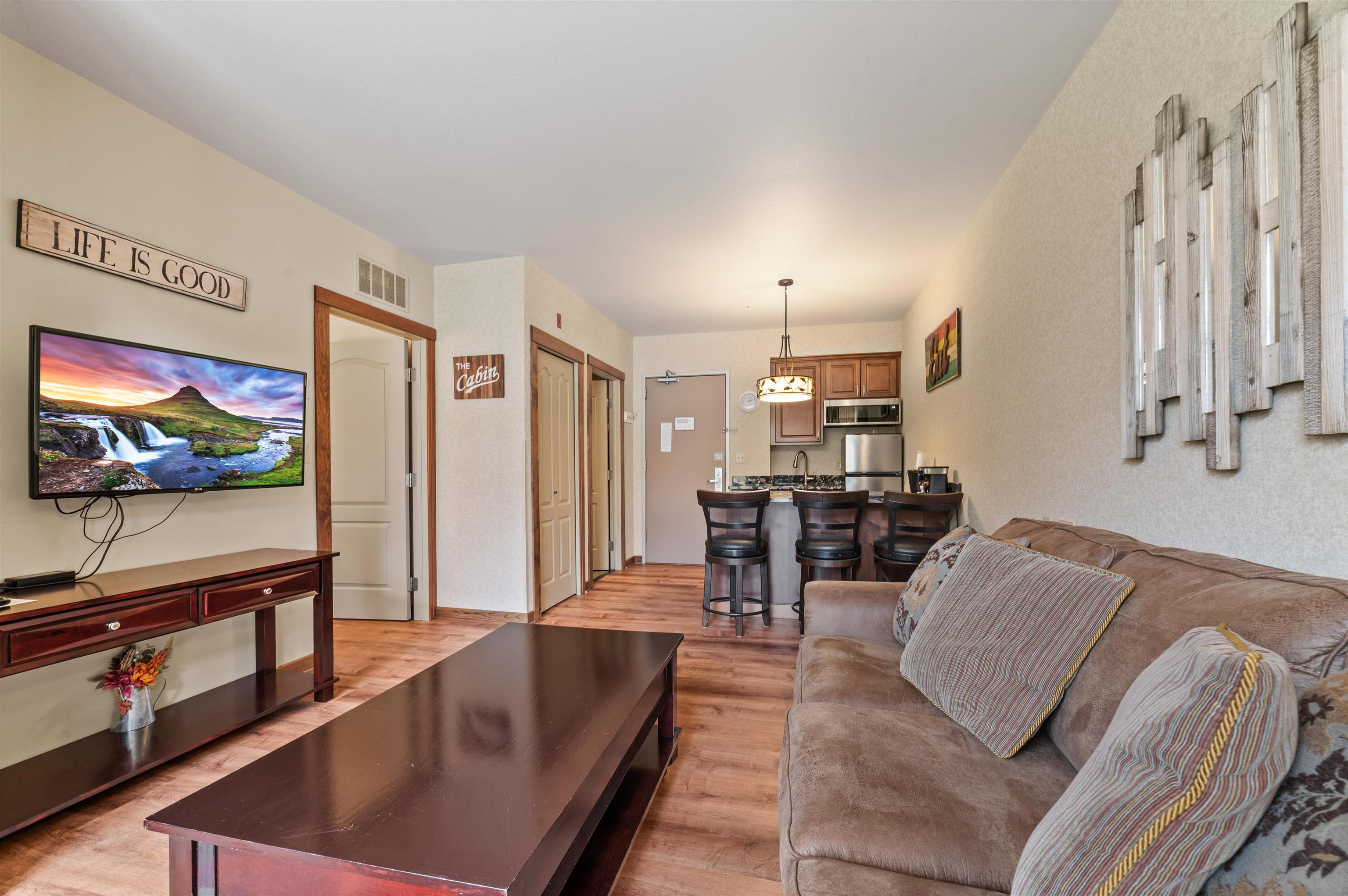 2400 Troon South photo 9