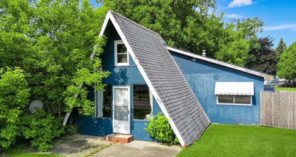 Homes for sale in Whittemore, MI | 100 & 102 S Bullock St, Whittemore, MI 48770 | MLS# 80065697