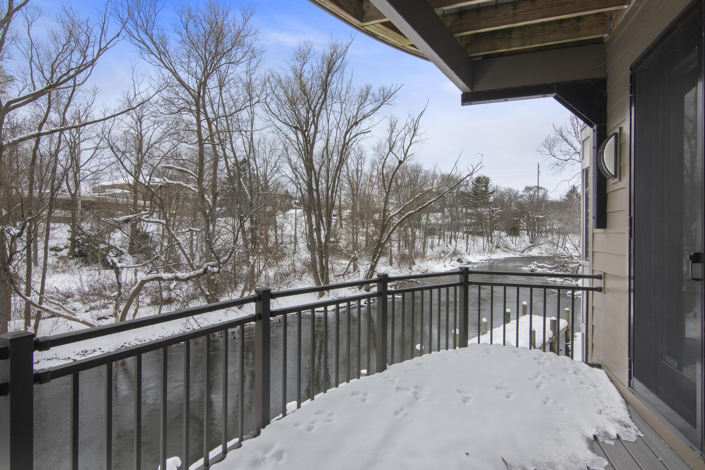 157 Uptown Court UNIT&nbsp;5, Traverse City, MI, 49684