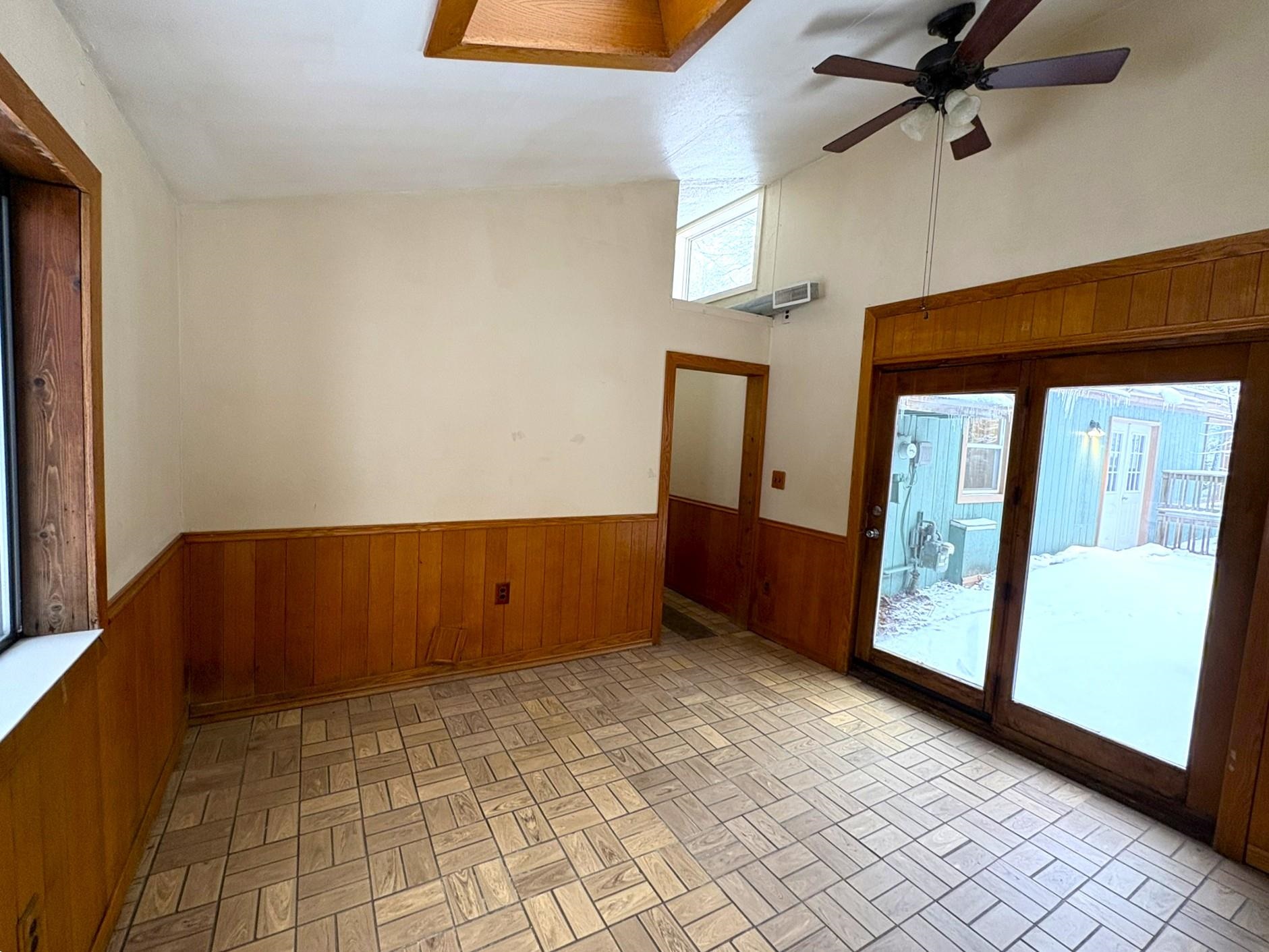 8890 Us-131, S, Grawn, MI, 49637-9622