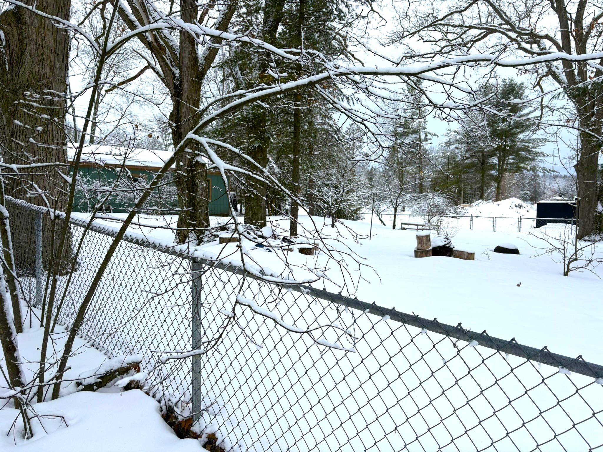 8890 Us-131, S, Grawn, MI, 49637-9622