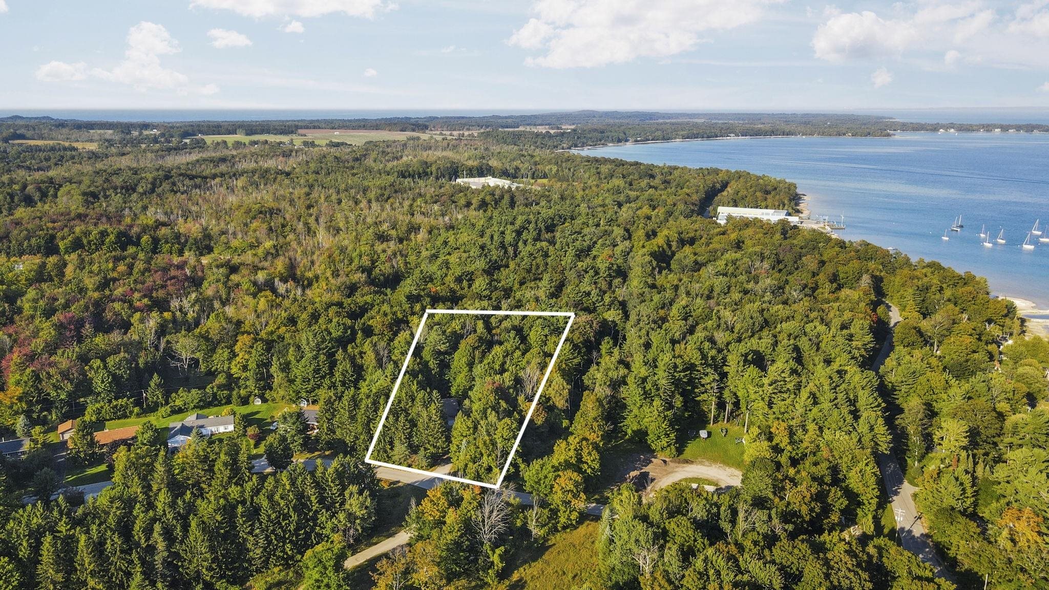 211 E 7th Street, Northport, MI, 49670-9770