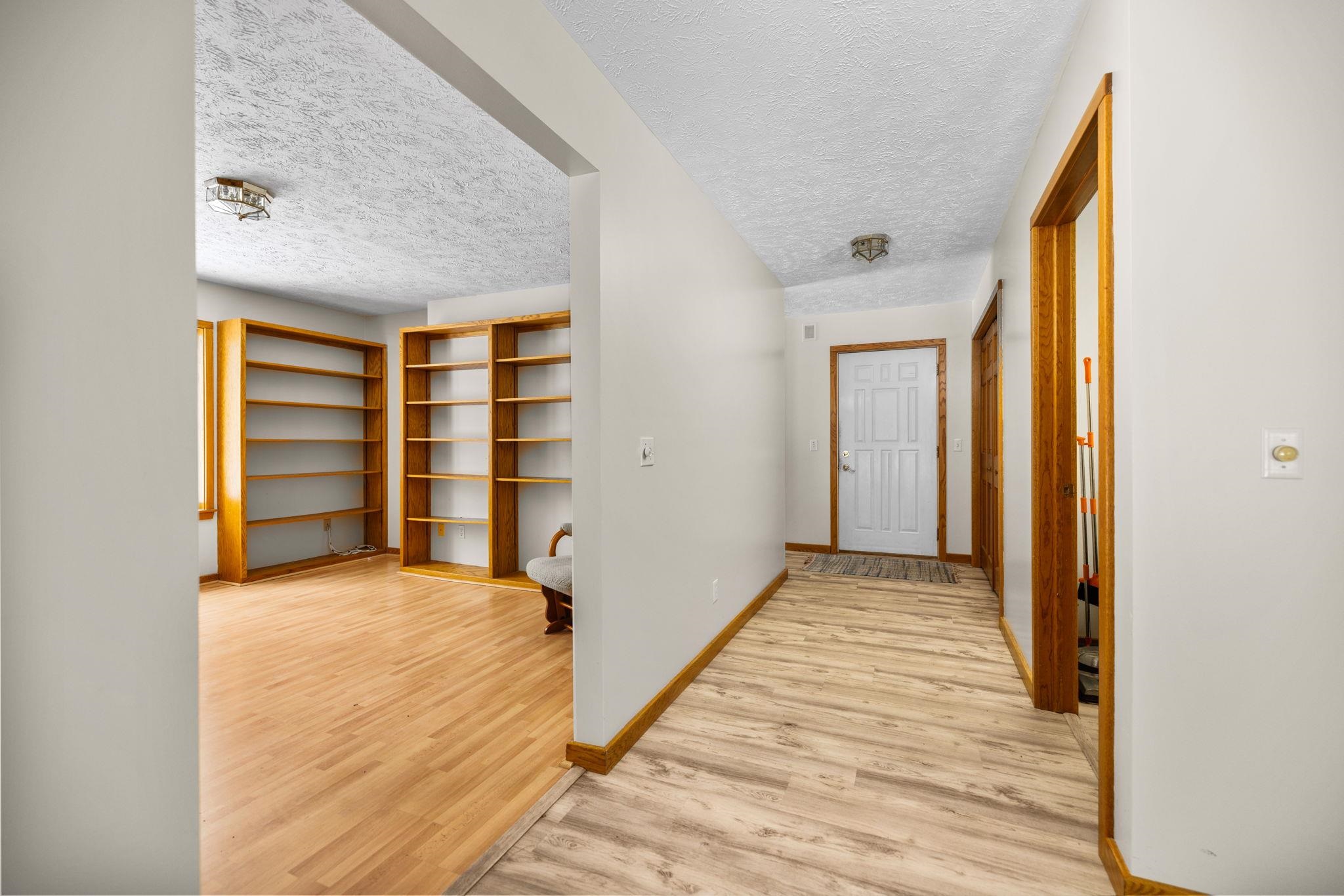 211 E 7th Street, Northport, MI, 49670-9770