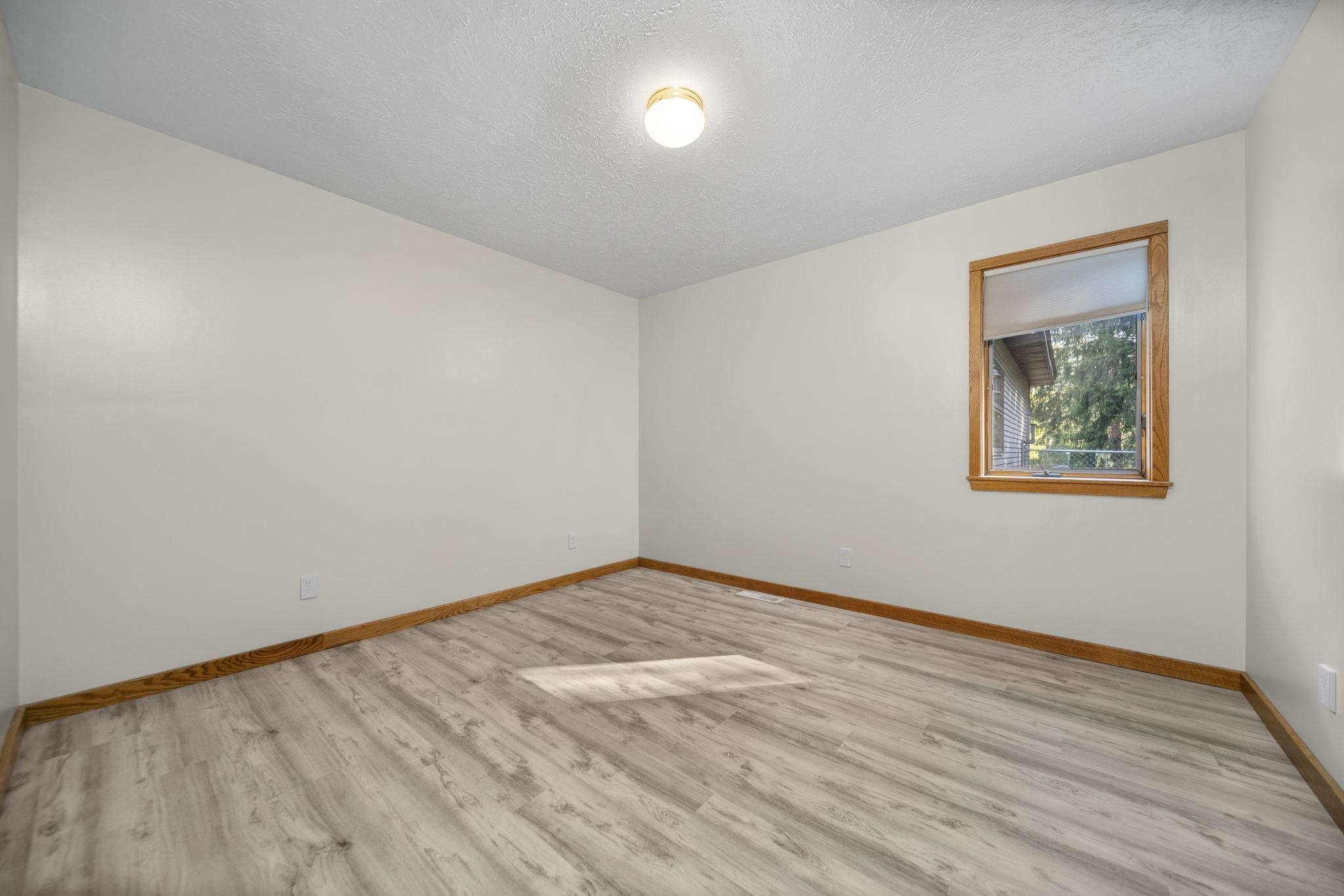 211 E 7th Street, Northport, MI, 49670-9770