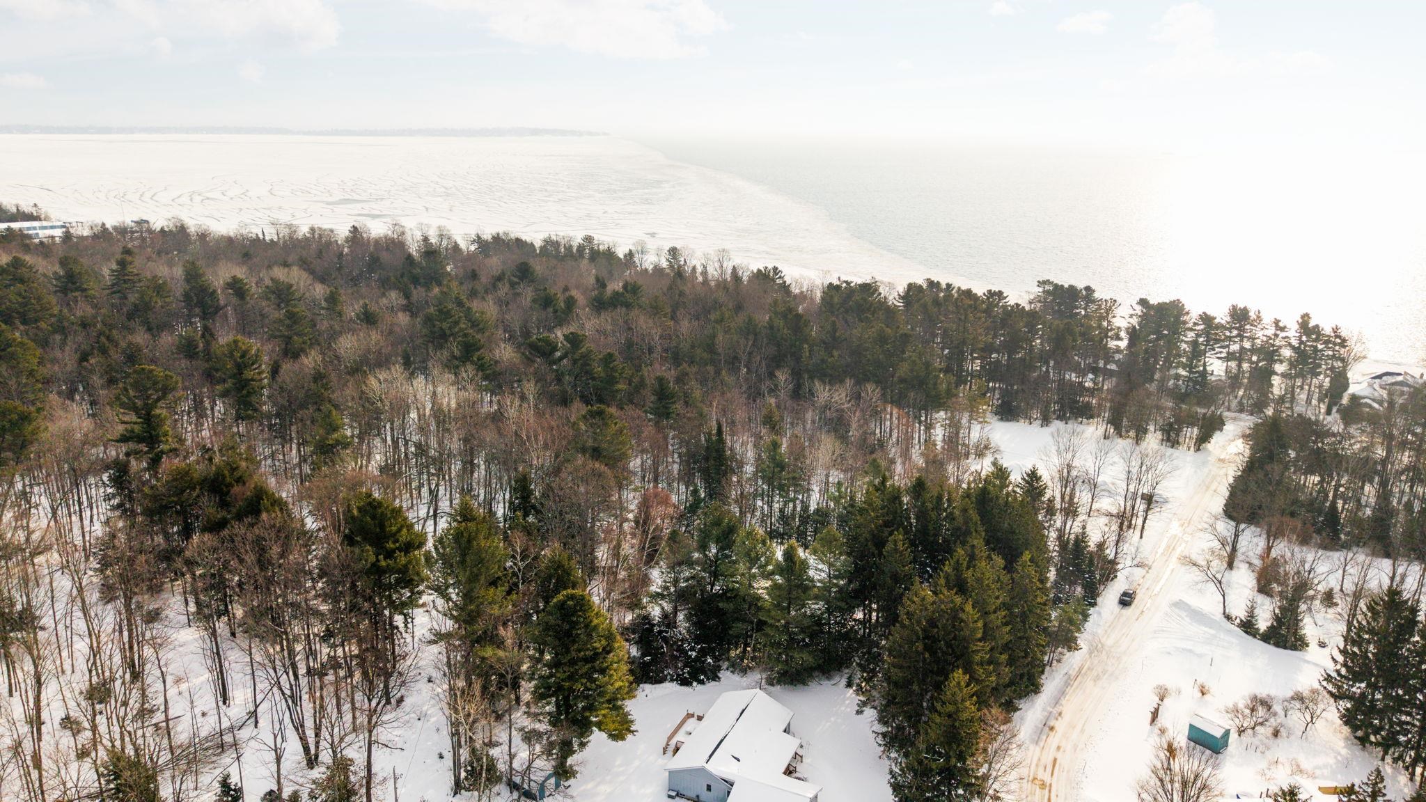 211 E 7th Street, Northport, MI, 49670-9770