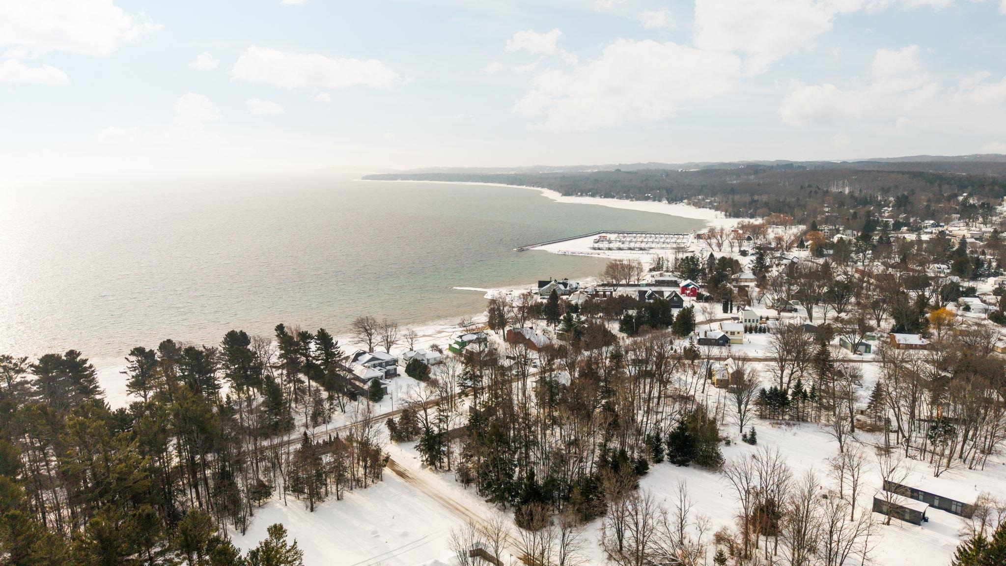 211 E 7th Street, Northport, MI, 49670-9770